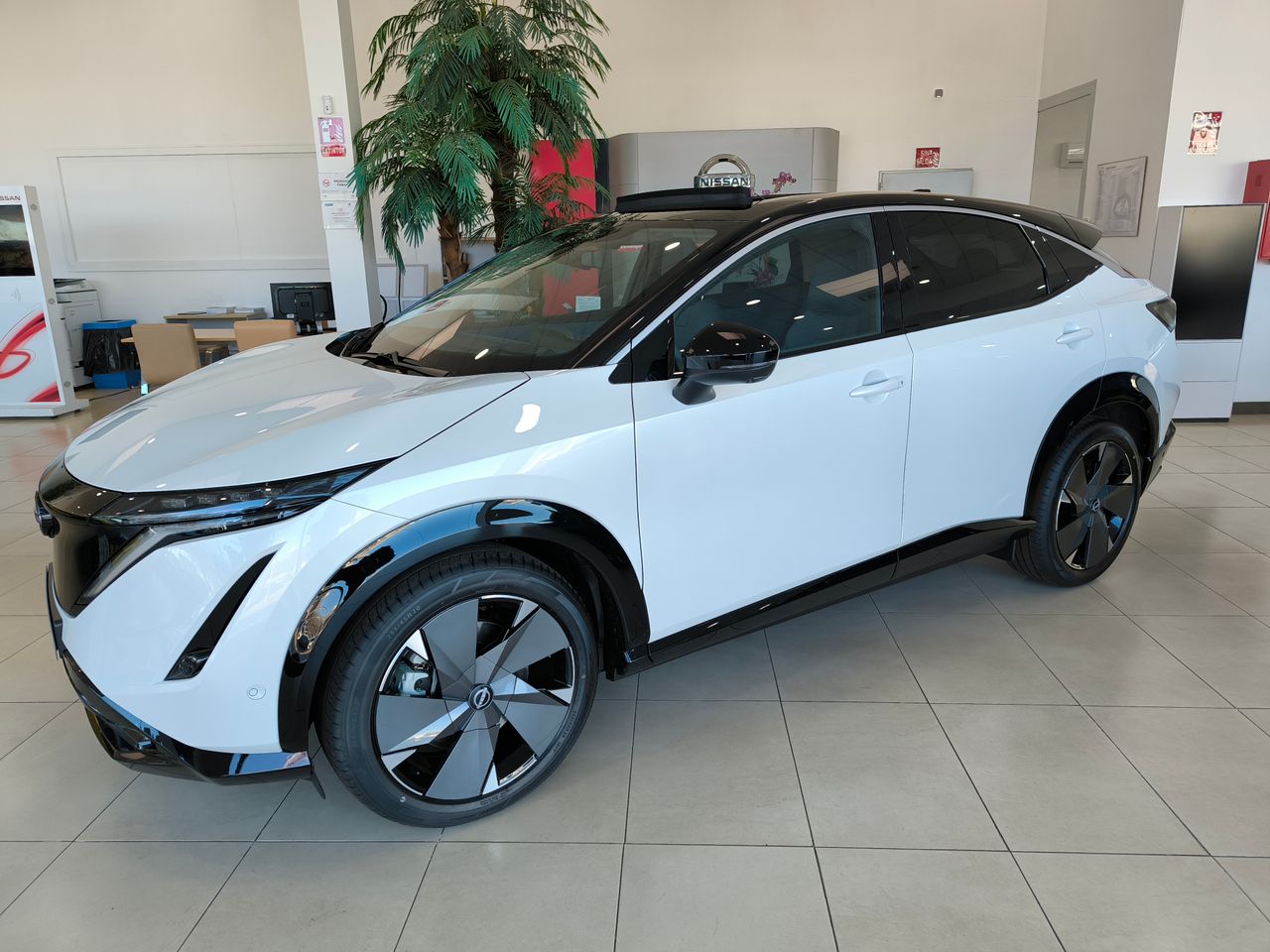 nissan ariya 2025 /
