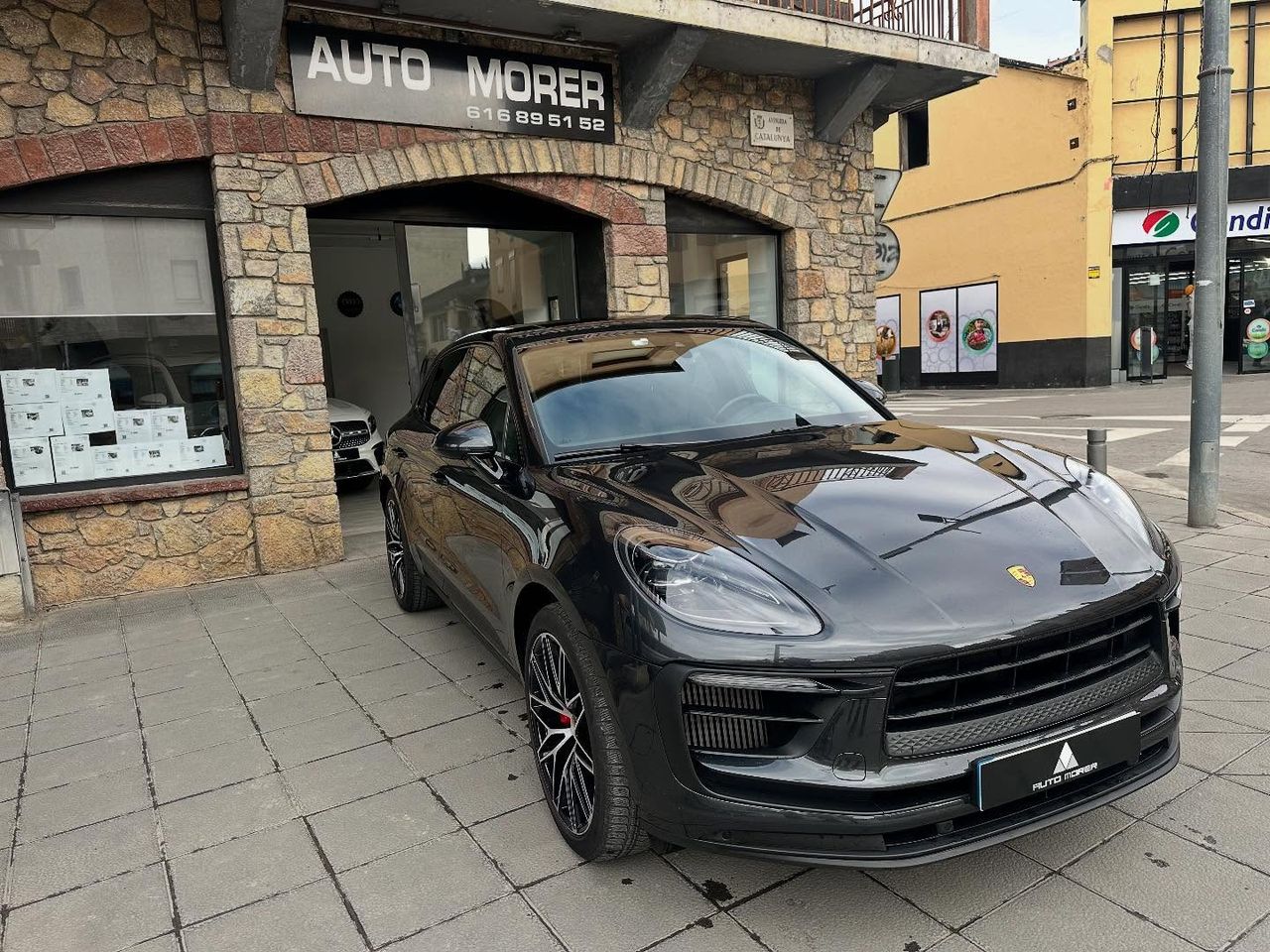 porsche macan 2022 /