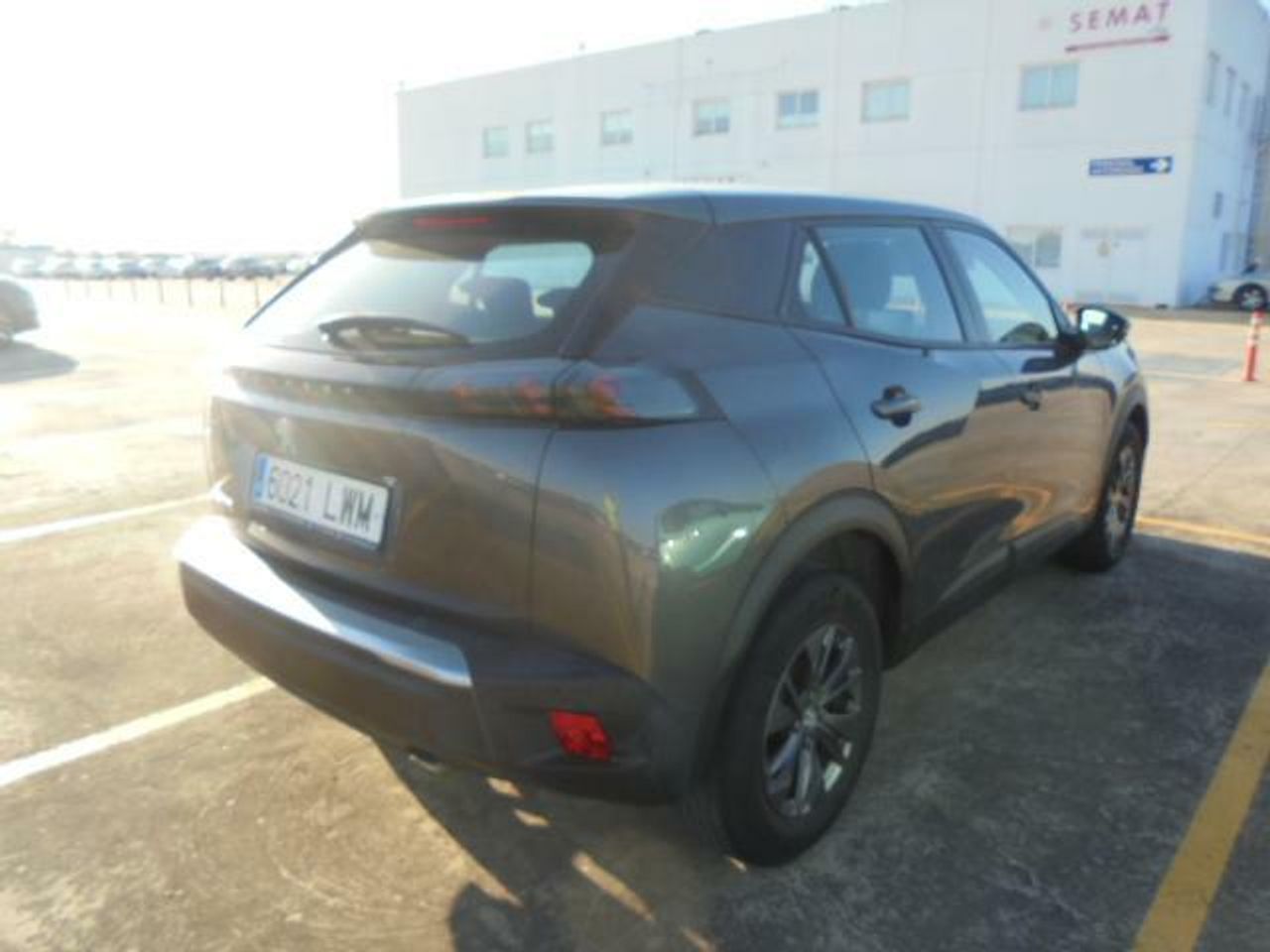 peugeot 2008 2022 / foto grande (3)