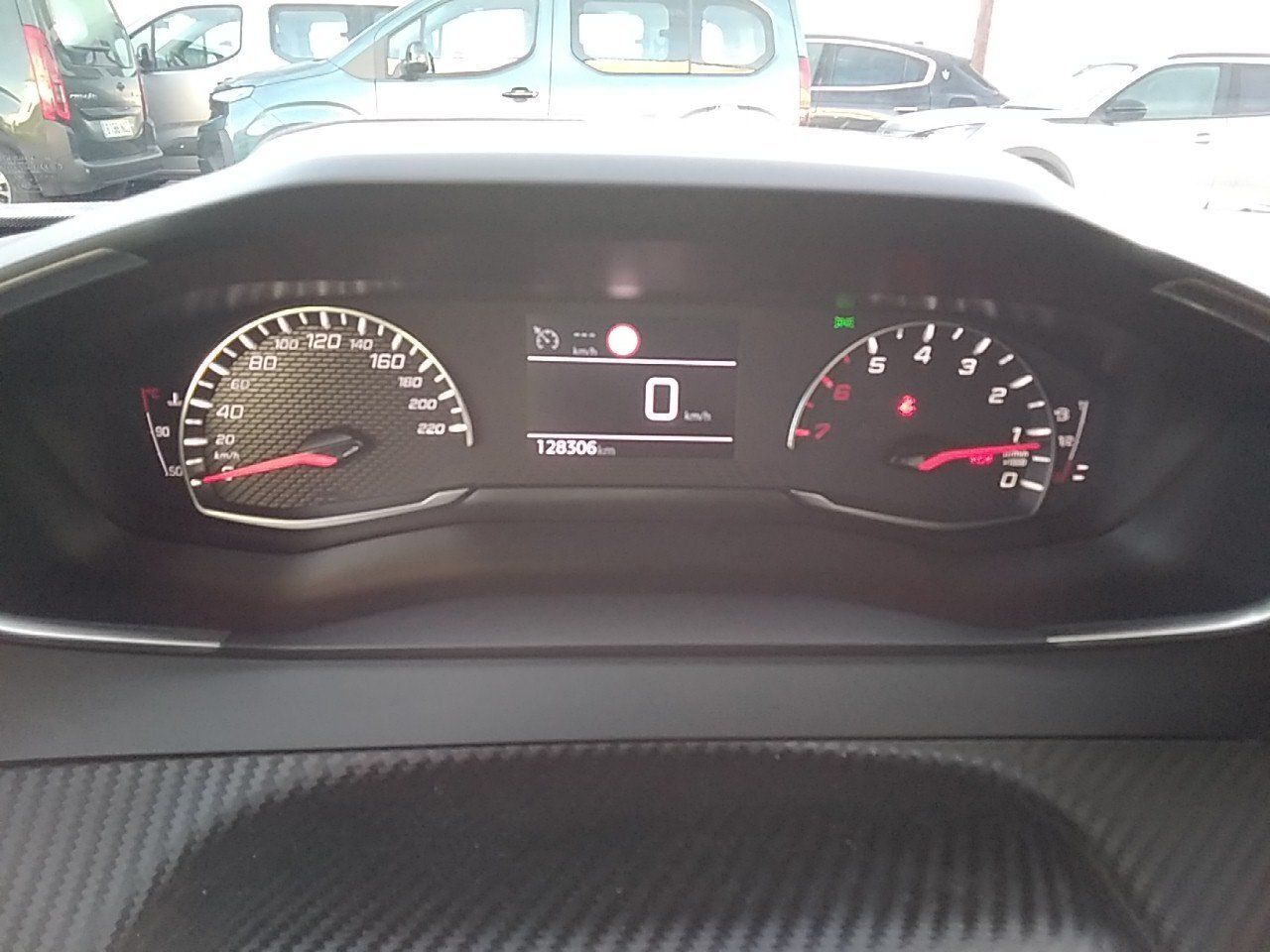 Peugeot 2008 Active Pack Bluehdi 81kw (110cv) - foto 8