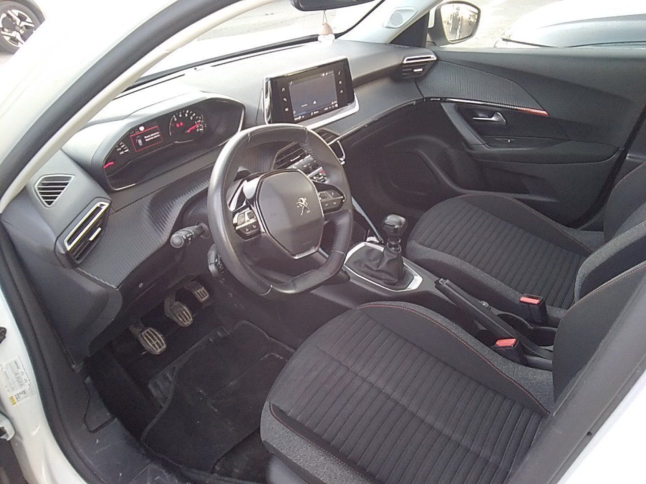 Peugeot 2008 Active Pack Bluehdi 81kw (110cv) - foto 7