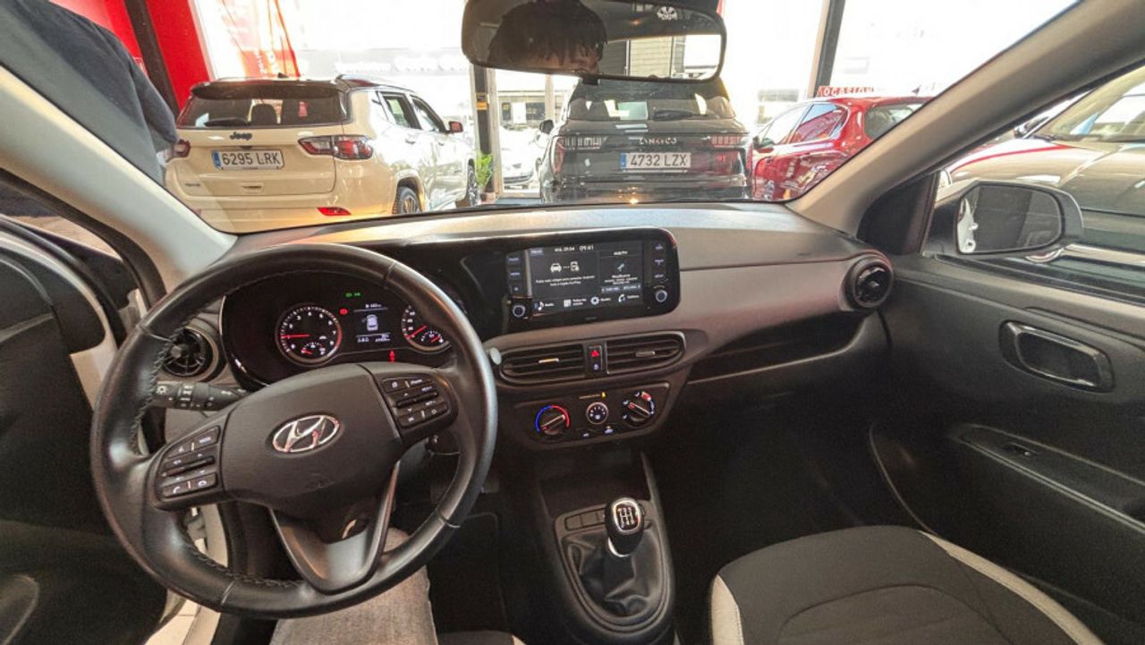Hyundai i10 1.0 Klass - foto 15