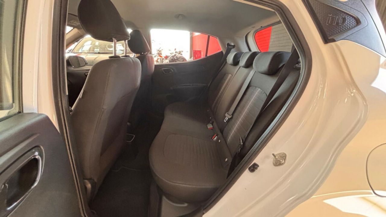 Hyundai i10 1.0 Klass - foto 10