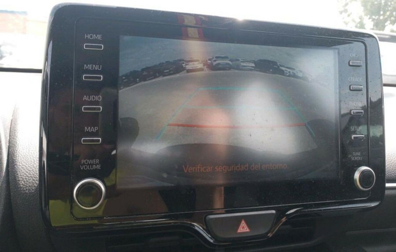 toyota yaris 2021 / foto grande (3)