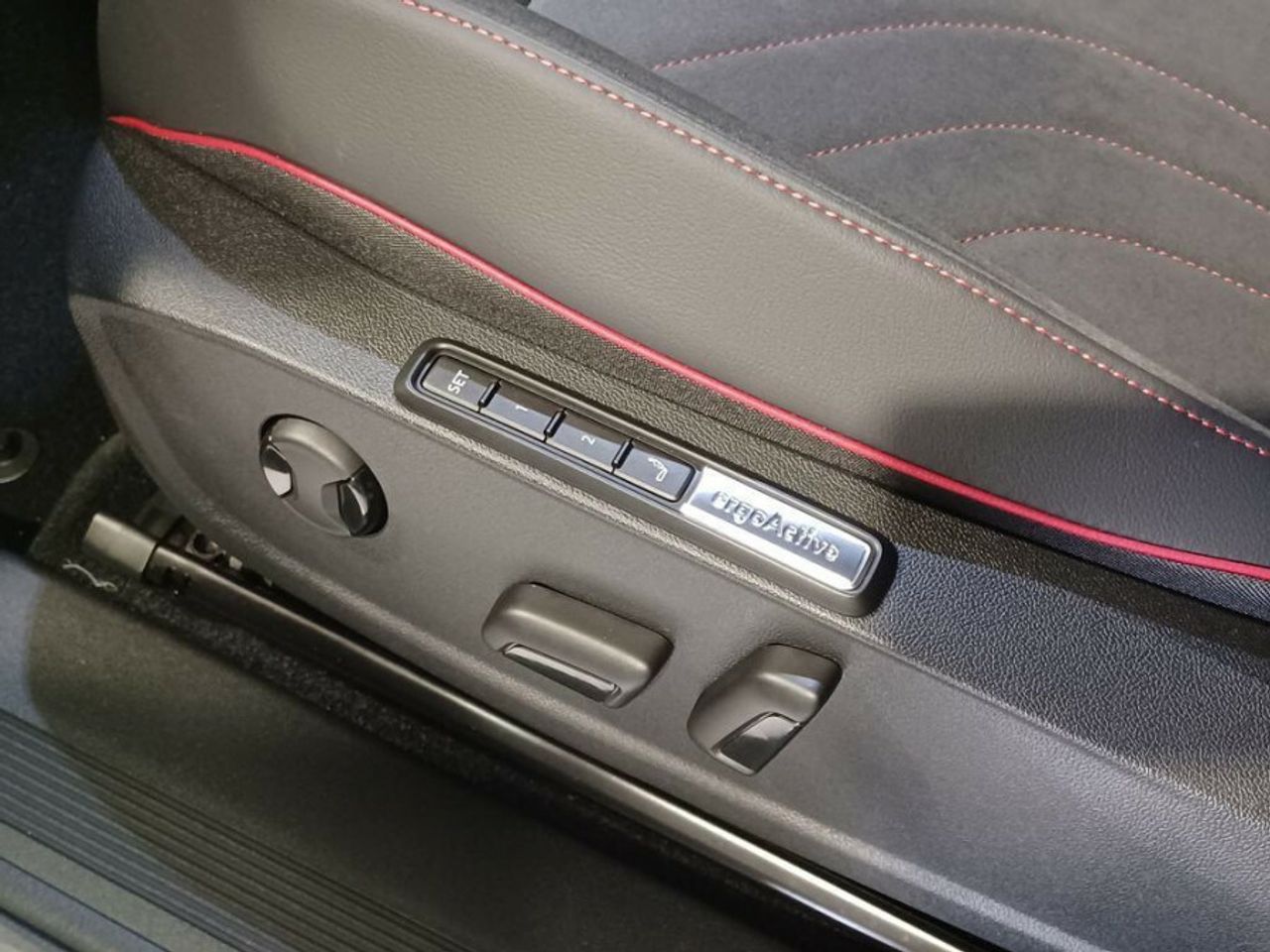 Volkswagen ID.5 GTX  220kW 299CV Traccion 4 ruedas - foto 16