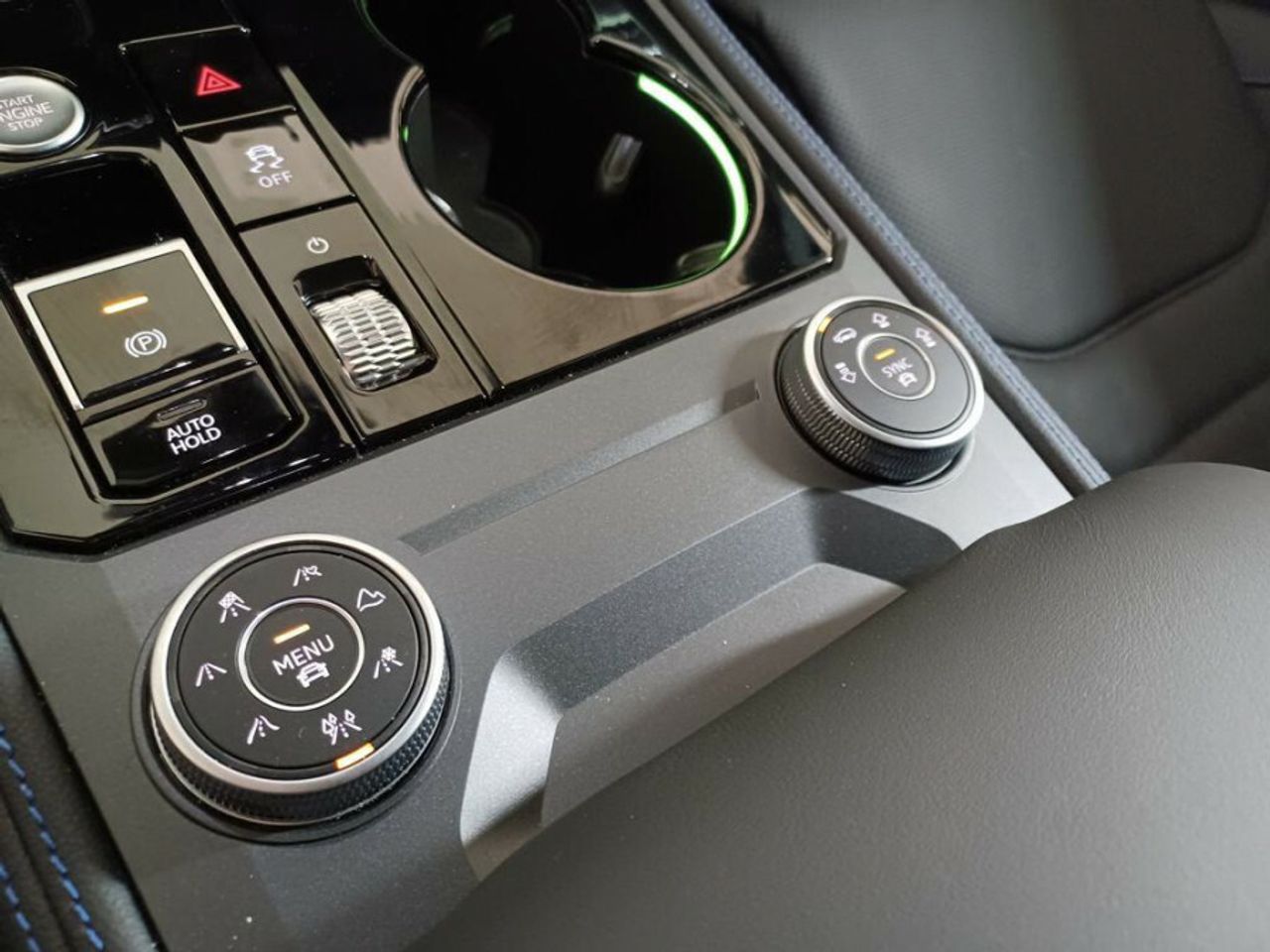 Volkswagen Touareg R 3.0 V6 TSI 340kW Tip 4M - foto 15