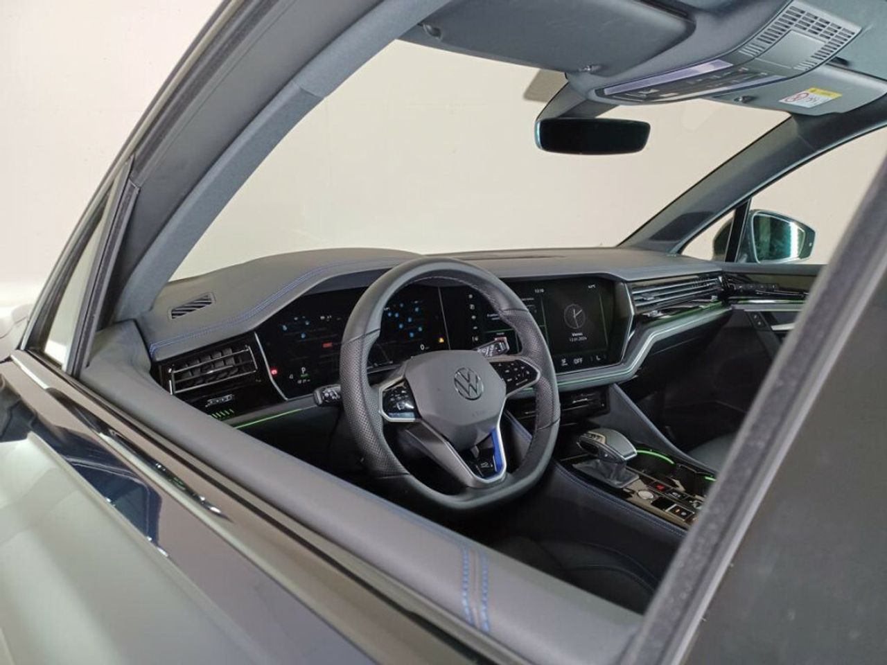 Volkswagen Touareg R 3.0 V6 TSI 340kW Tip 4M - foto 8