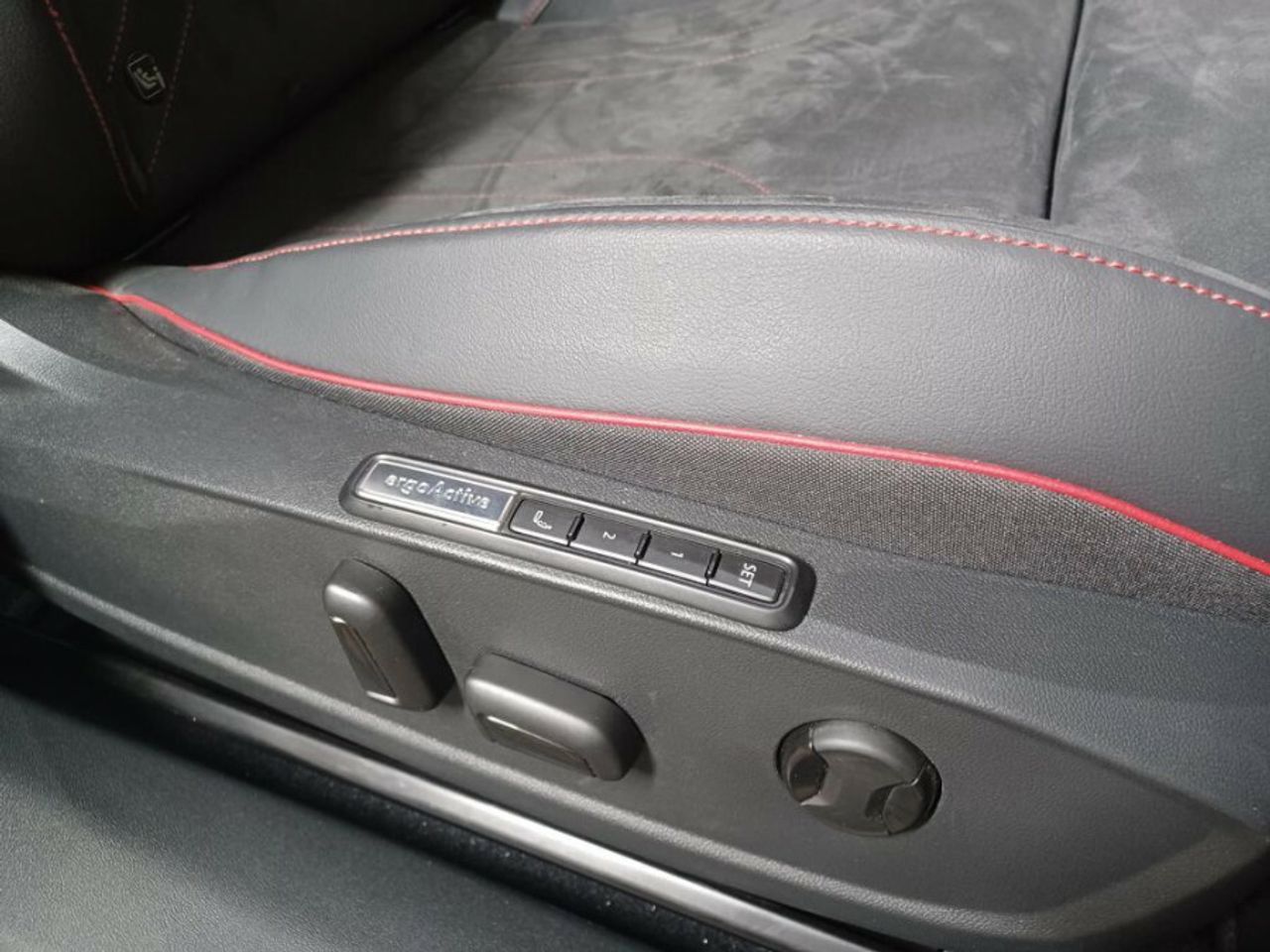 Volkswagen ID.5 GTX  220kW 299CV Traccion 4 ruedas - foto 10