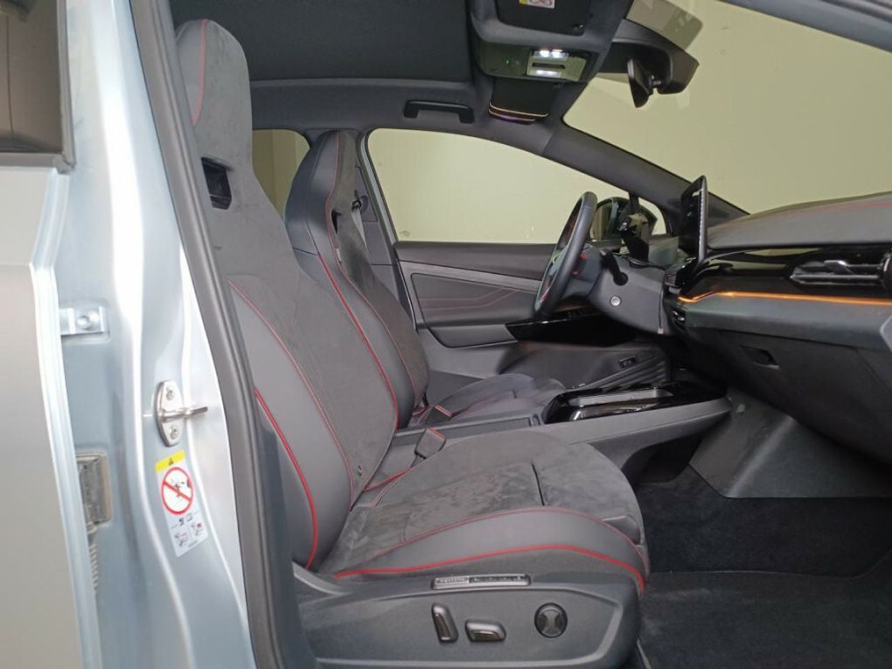 Volkswagen ID.5 GTX  220kW 299CV Traccion 4 ruedas - foto 13