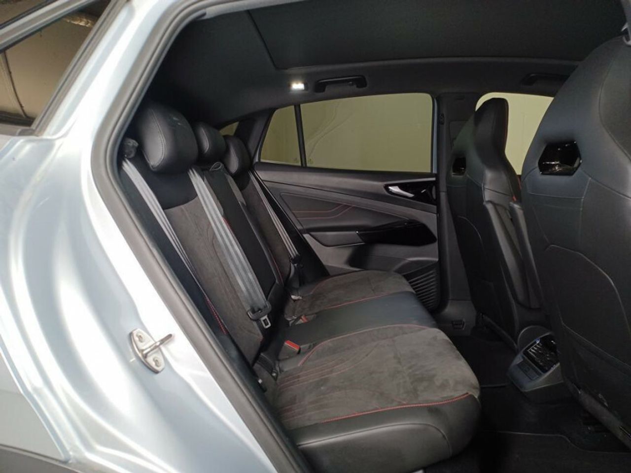 Volkswagen ID.5 GTX  220kW 299CV Traccion 4 ruedas - foto 14