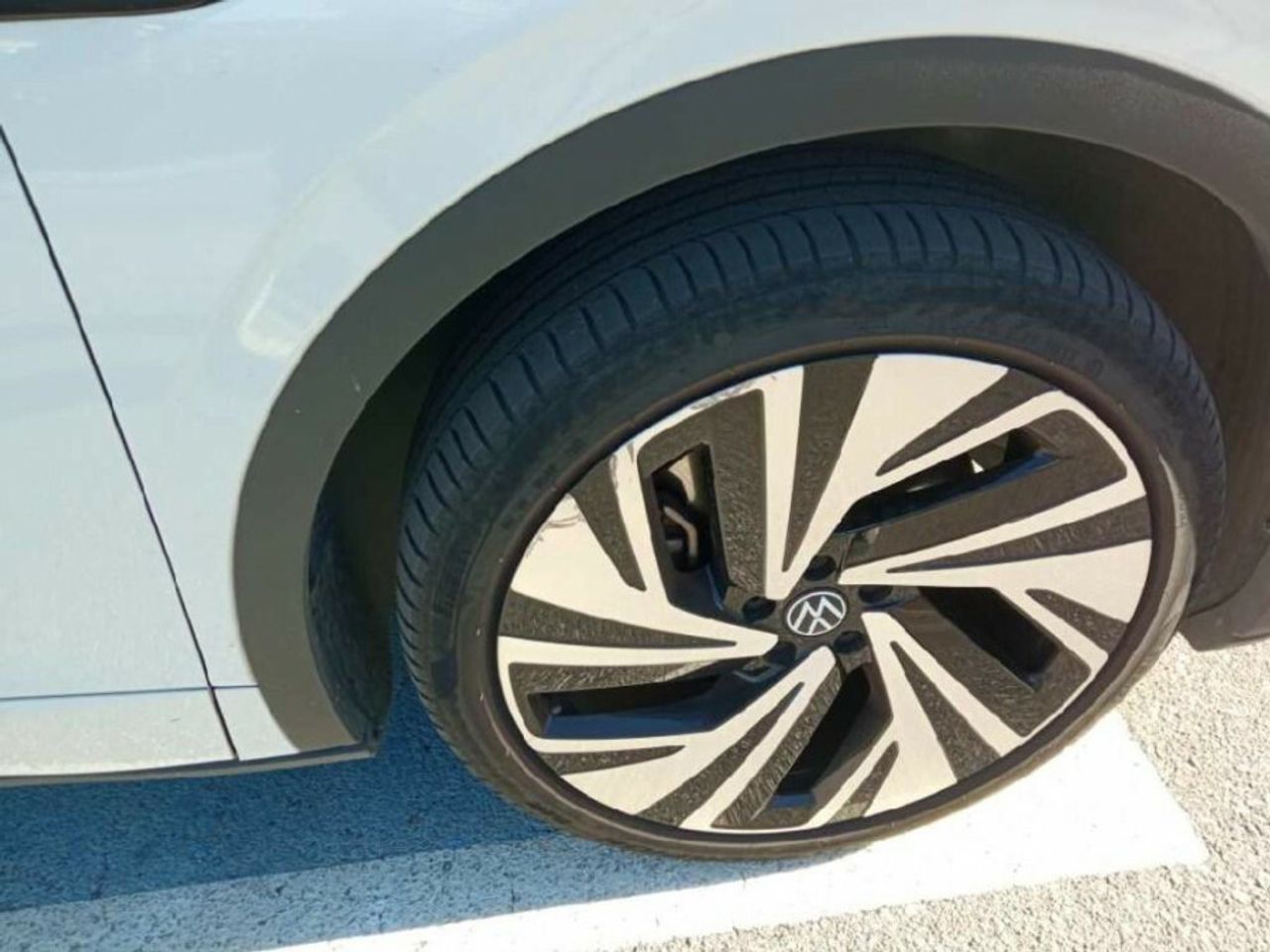 Volkswagen ID.5 GTX  220kW 299CV Traccion 4 ruedas - foto 3