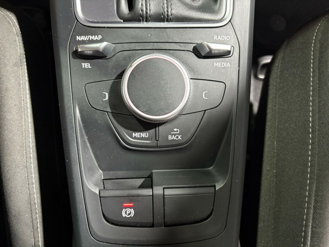 Audi Q2 Sport 30 TDI 85kW 116CV - foto 13