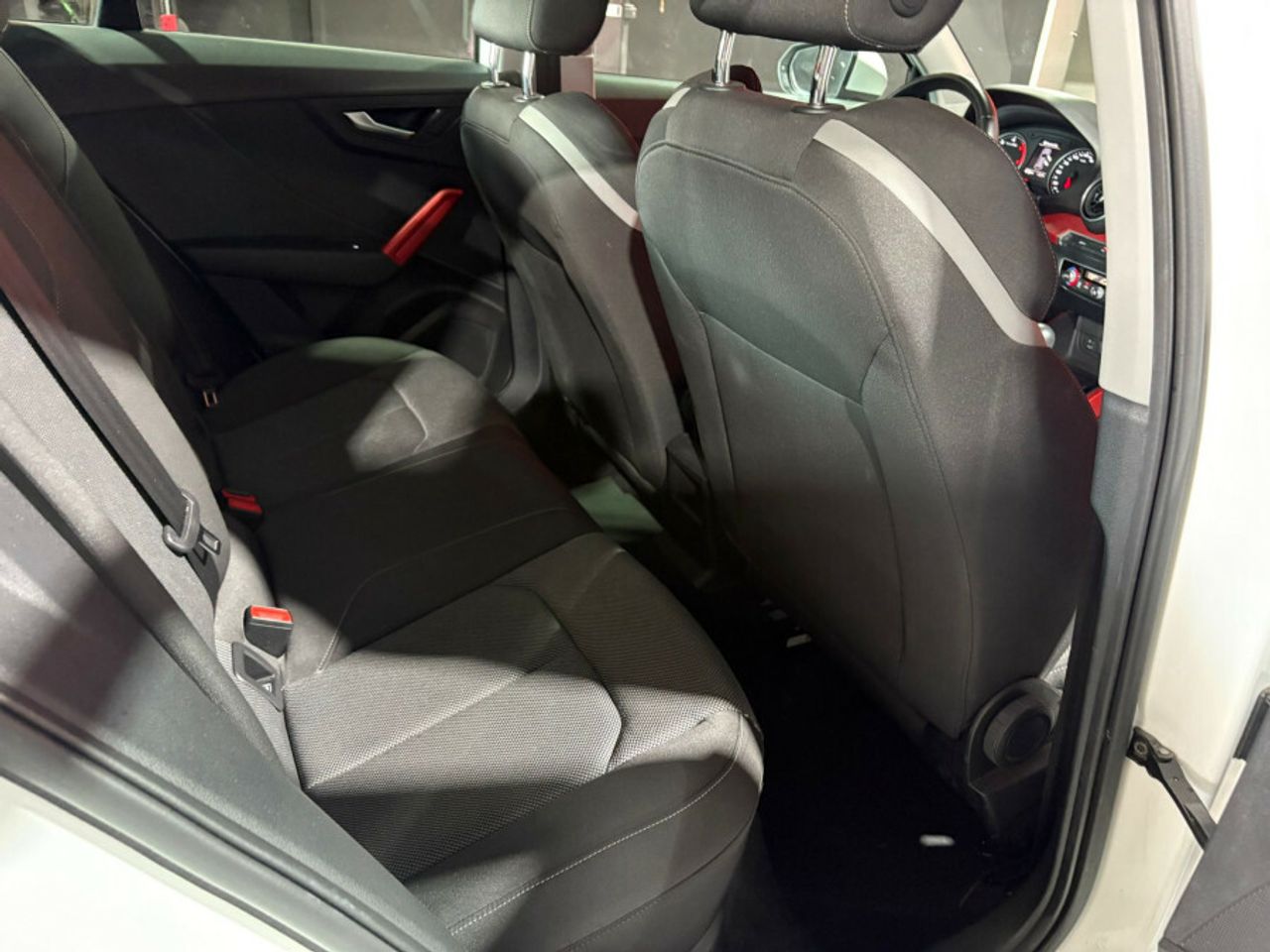 Audi Q2 Sport 30 TDI 85kW 116CV - foto 28