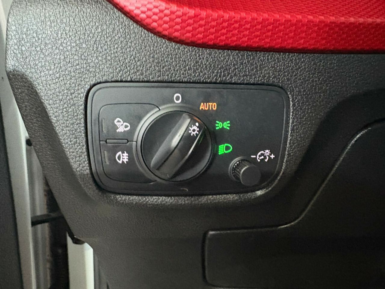 Audi Q2 Sport 30 TDI 85kW 116CV - foto 24