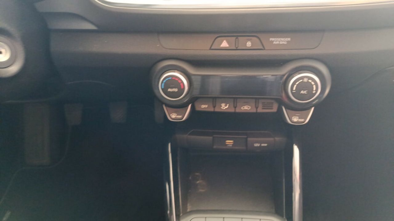 Ford Fiesta 1.0 EcoBoost 74kW 100CV Trend 5p - foto 13