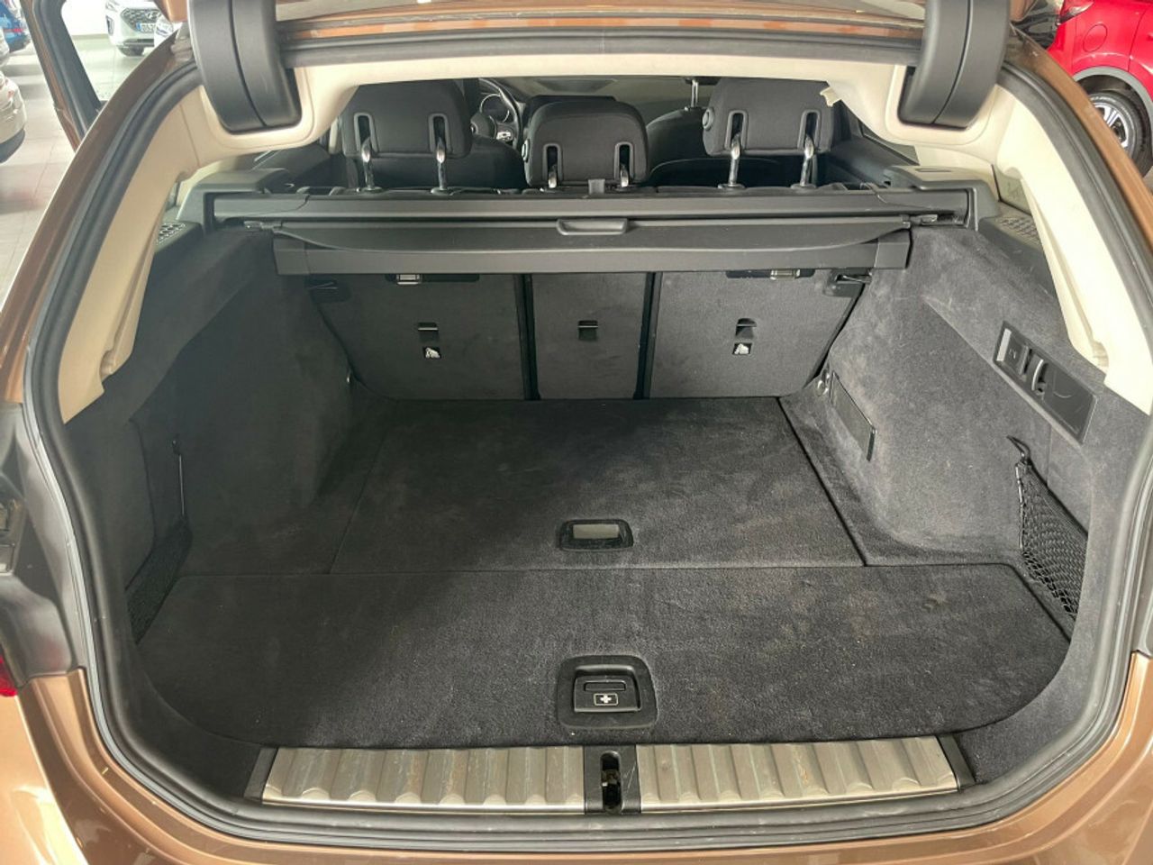 BMW Serie 3 318d Touring - foto 10