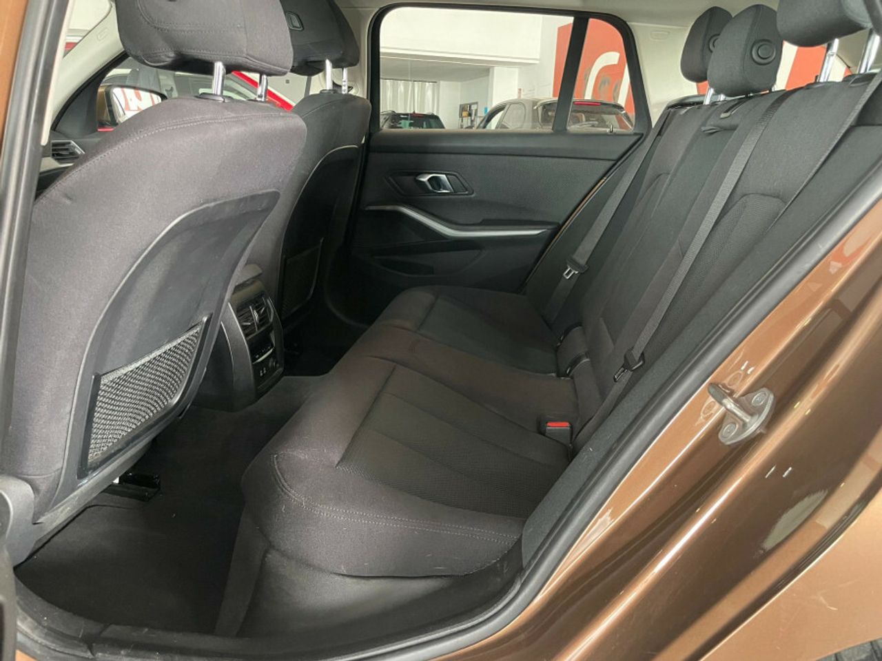 BMW Serie 3 318d Touring - foto 24