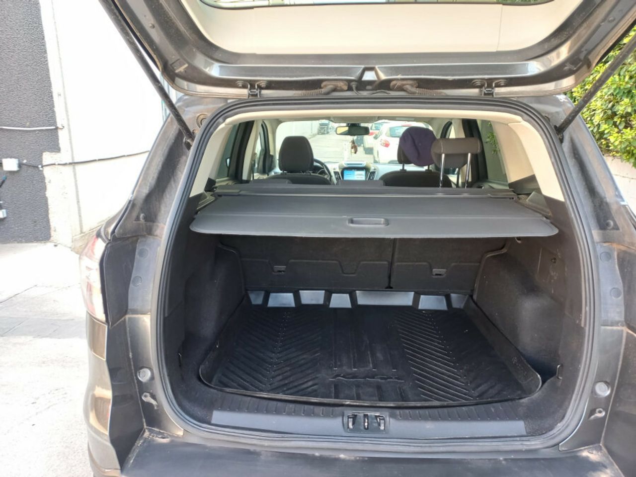 Ford Kuga 1.5 EcoBoost 88kW ASS 4x2 Titanium - foto 8