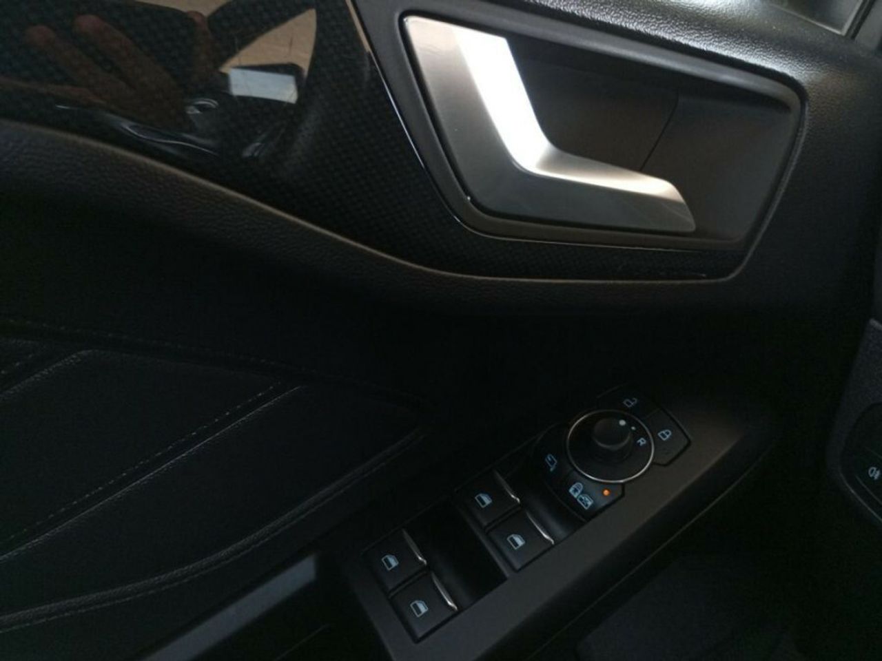 Ford Focus 1.0 Ecoboost 92kW STLine - foto 11