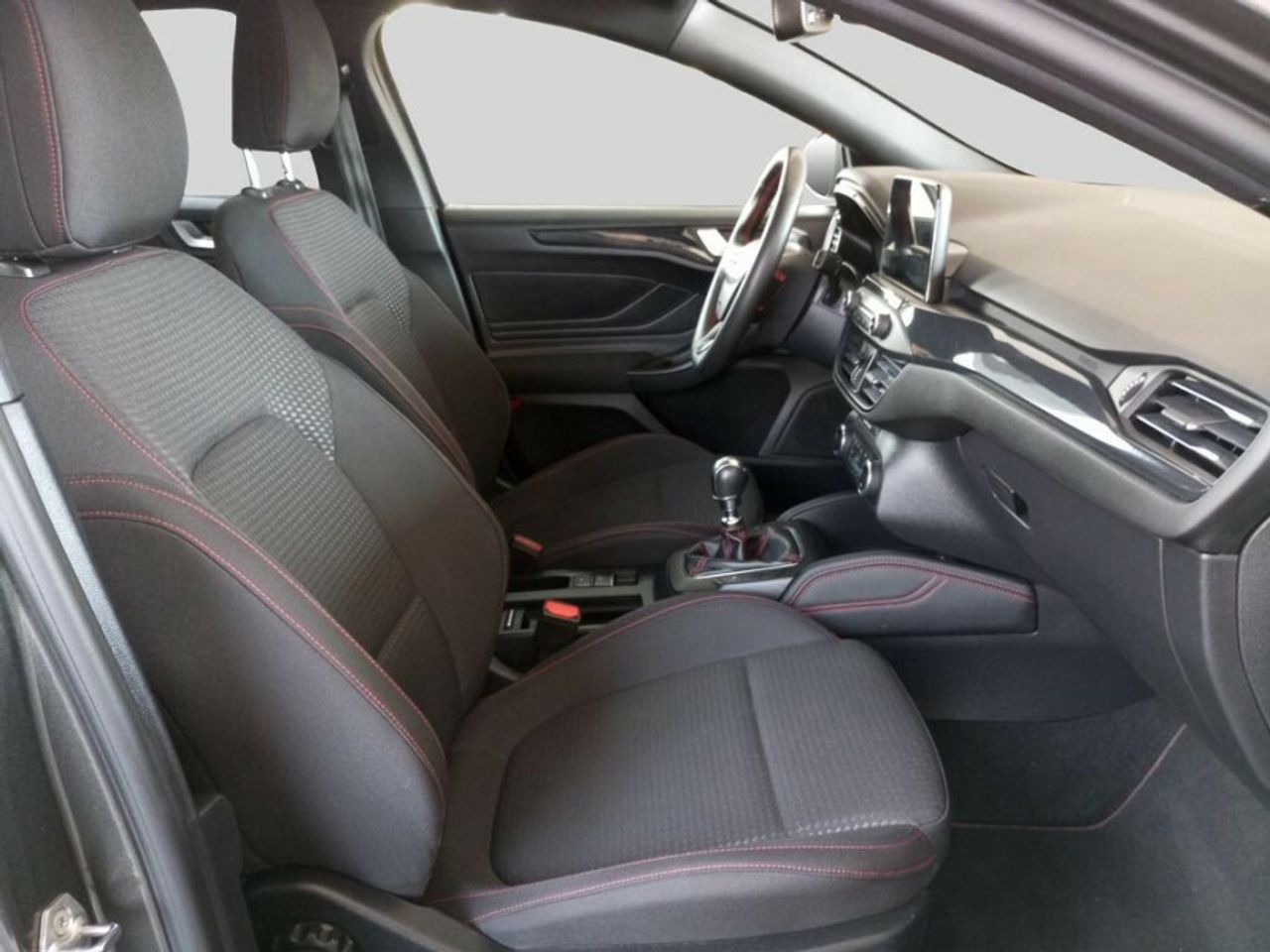 Ford Focus 1.0 Ecoboost 92kW STLine - foto 7