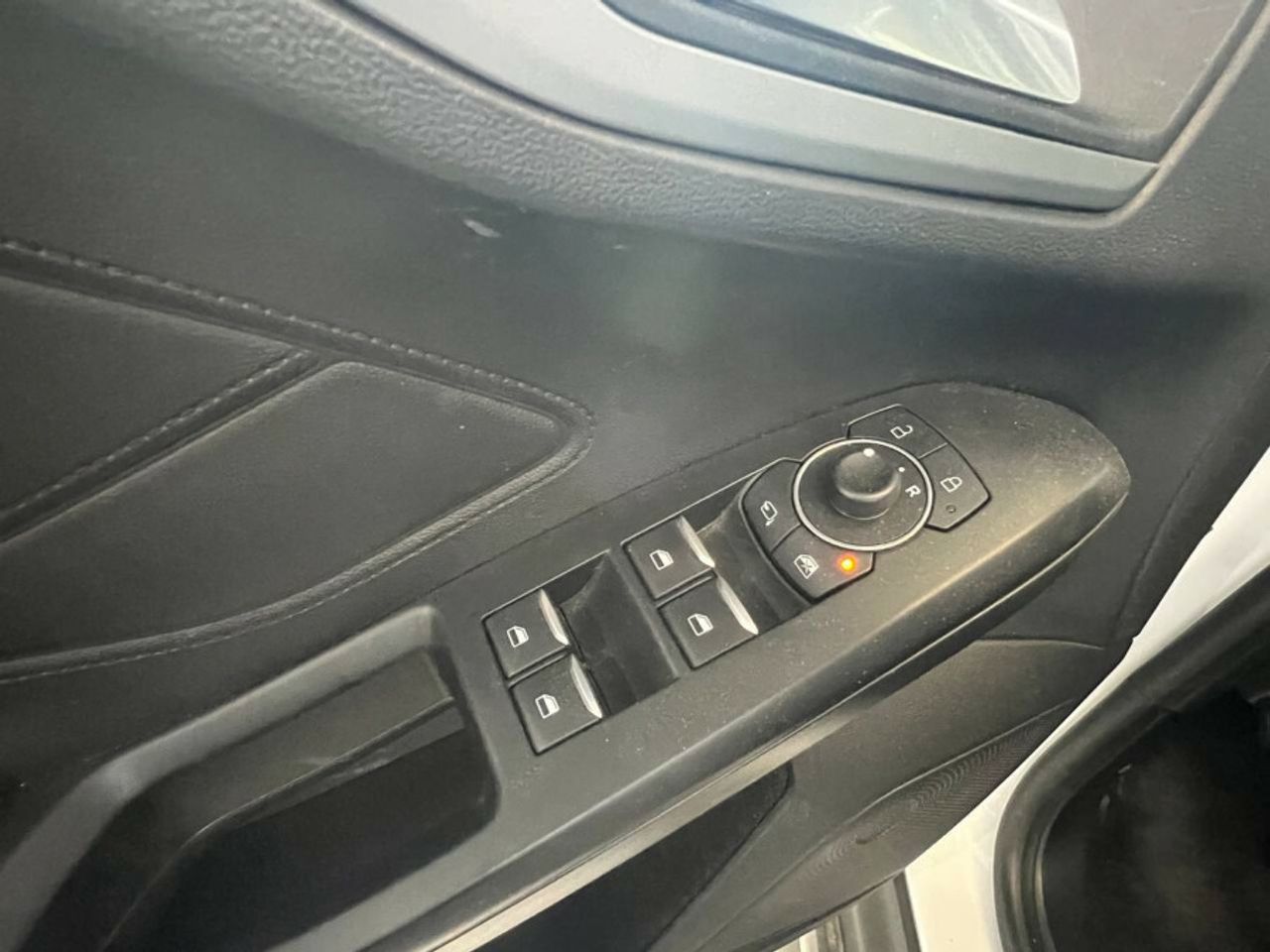 Ford Focus 1.0 Ecoboost MHEV 114kW Active - foto 29