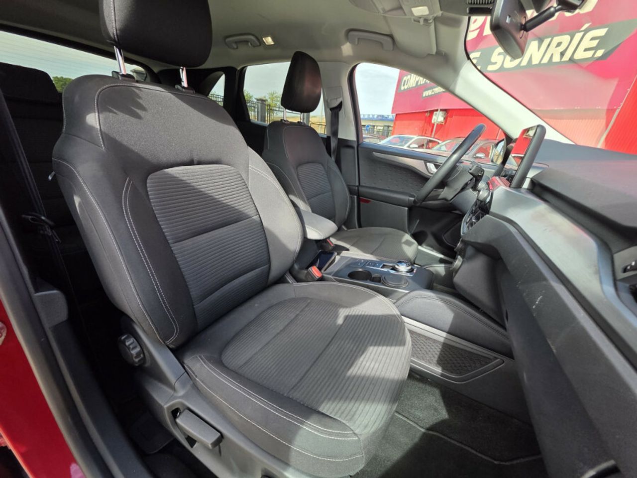 Ford Kuga Titanium 2.5 Duratec FHEV 140kW Auto - foto 14