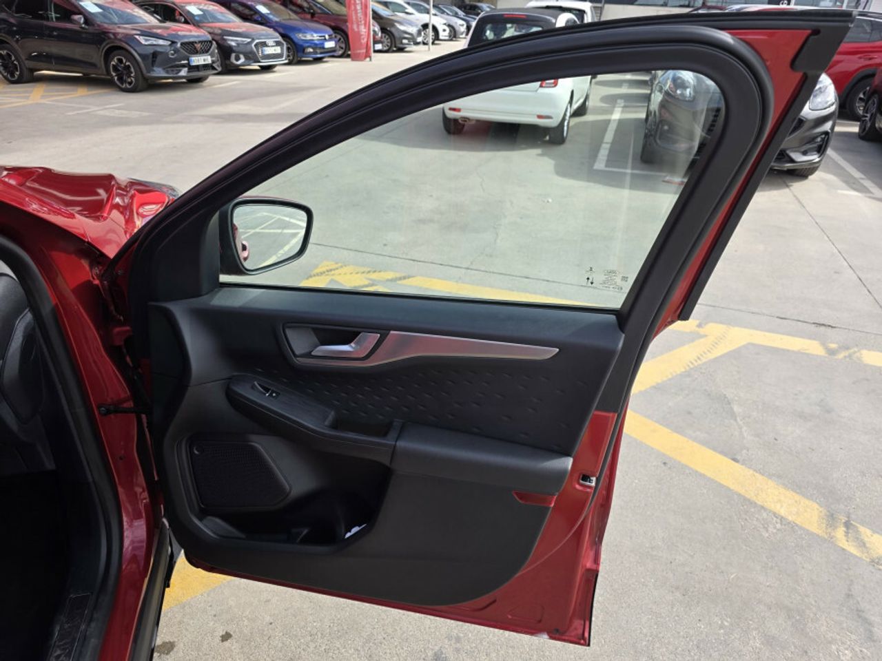 Ford Kuga Titanium 2.5 Duratec FHEV 140kW Auto - foto 12