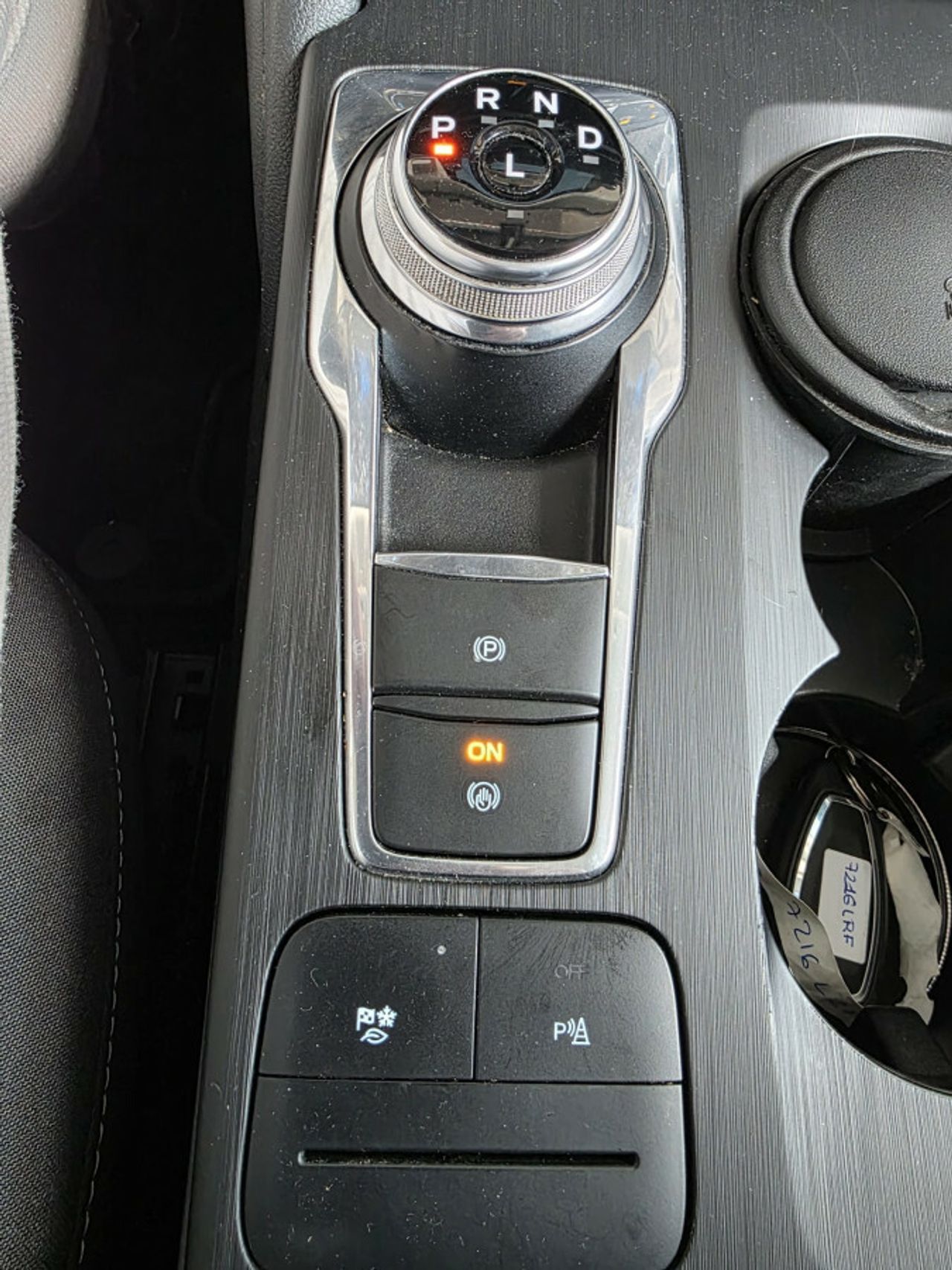 Ford Kuga Titanium 2.5 Duratec FHEV 140kW Auto - foto 28