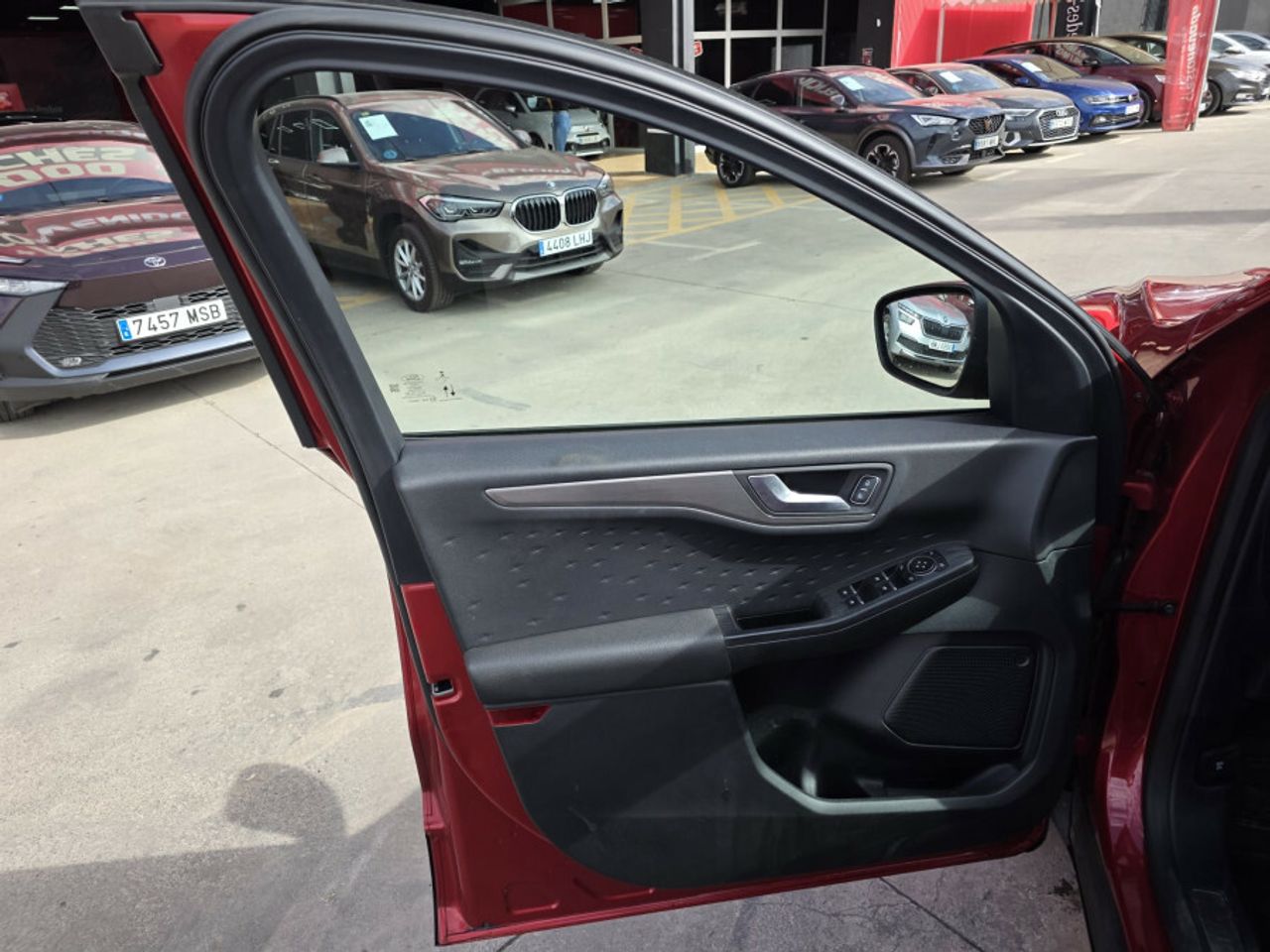 Ford Kuga Titanium 2.5 Duratec FHEV 140kW Auto - foto 20