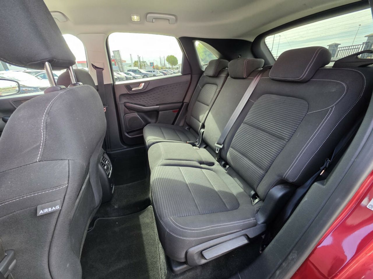 Ford Kuga Titanium 2.5 Duratec FHEV 140kW Auto - foto 18