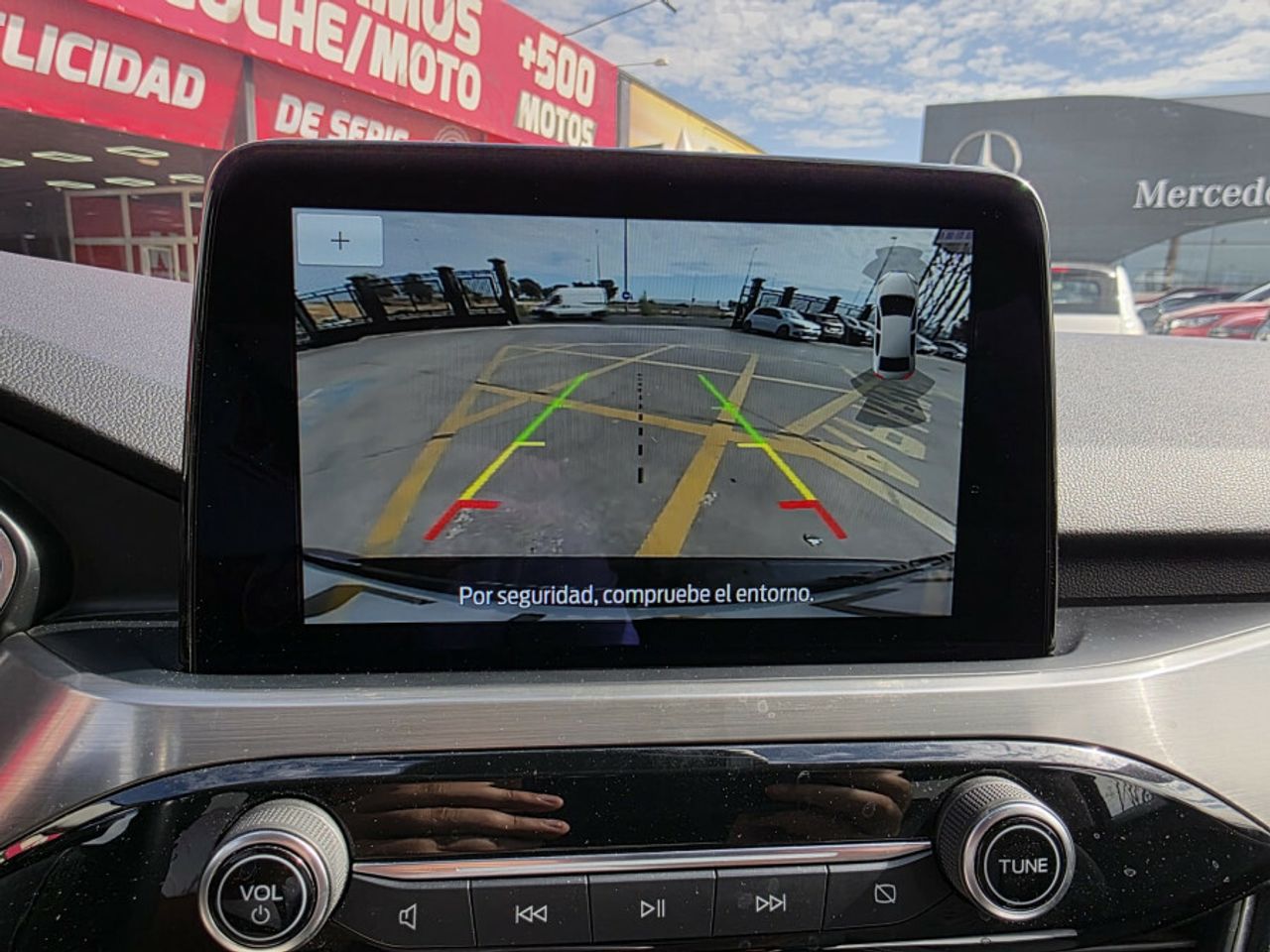 Ford Kuga Titanium 2.5 Duratec FHEV 140kW Auto - foto 21