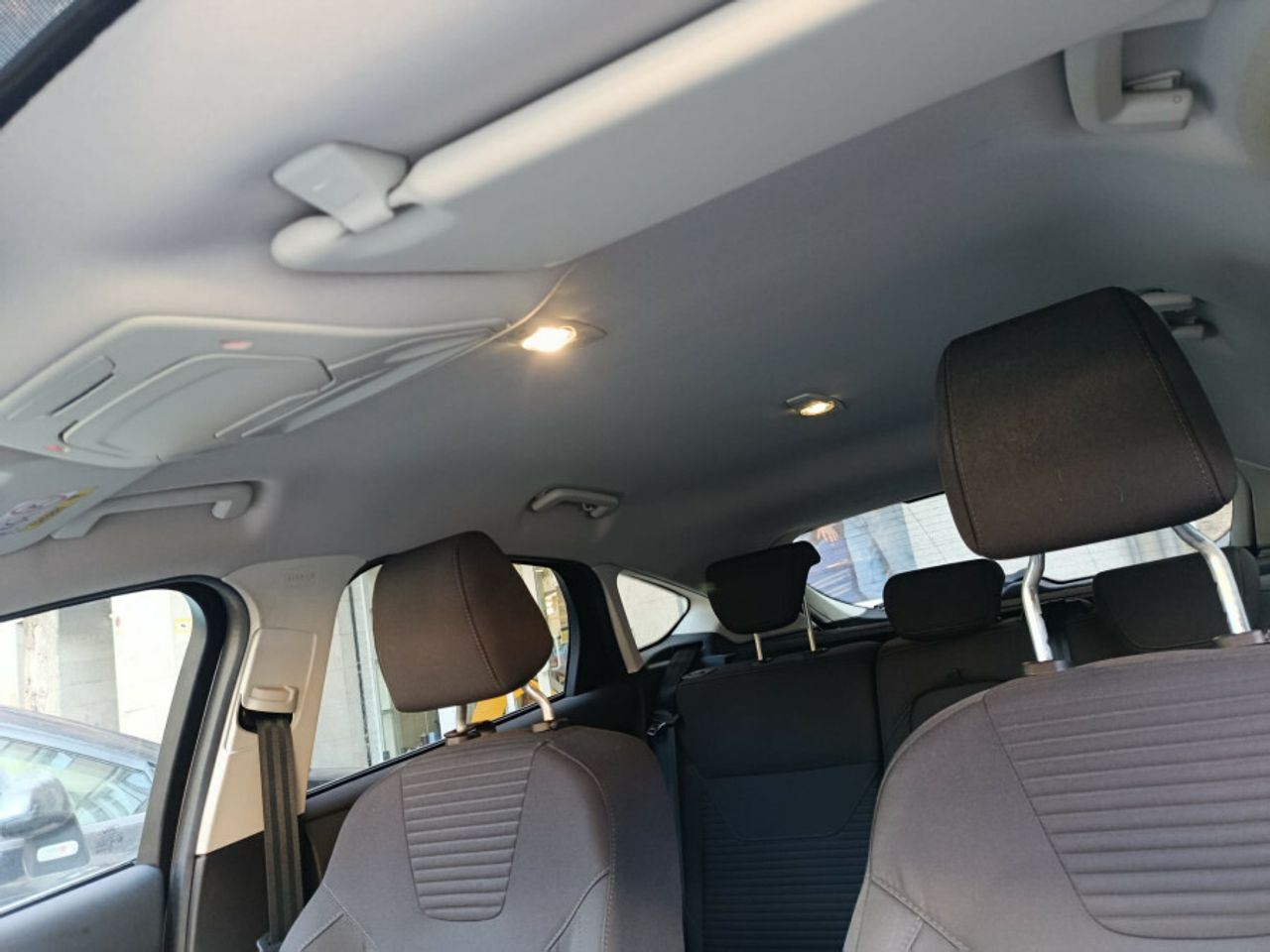 Ford Focus 1.5 TDCi E6 120 Titanium - foto 17