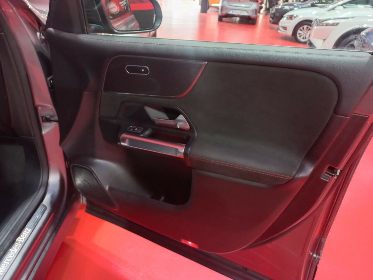 Mercedes Clase GLB 2.0 GLB 200 D DCT 110KW 150CV - foto 39