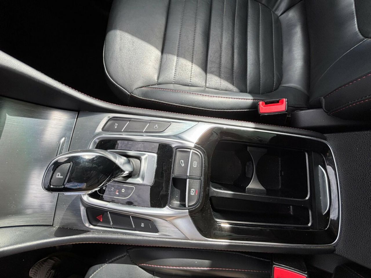 MG eHS 1.5TGDI PHEV Luxury - foto 37