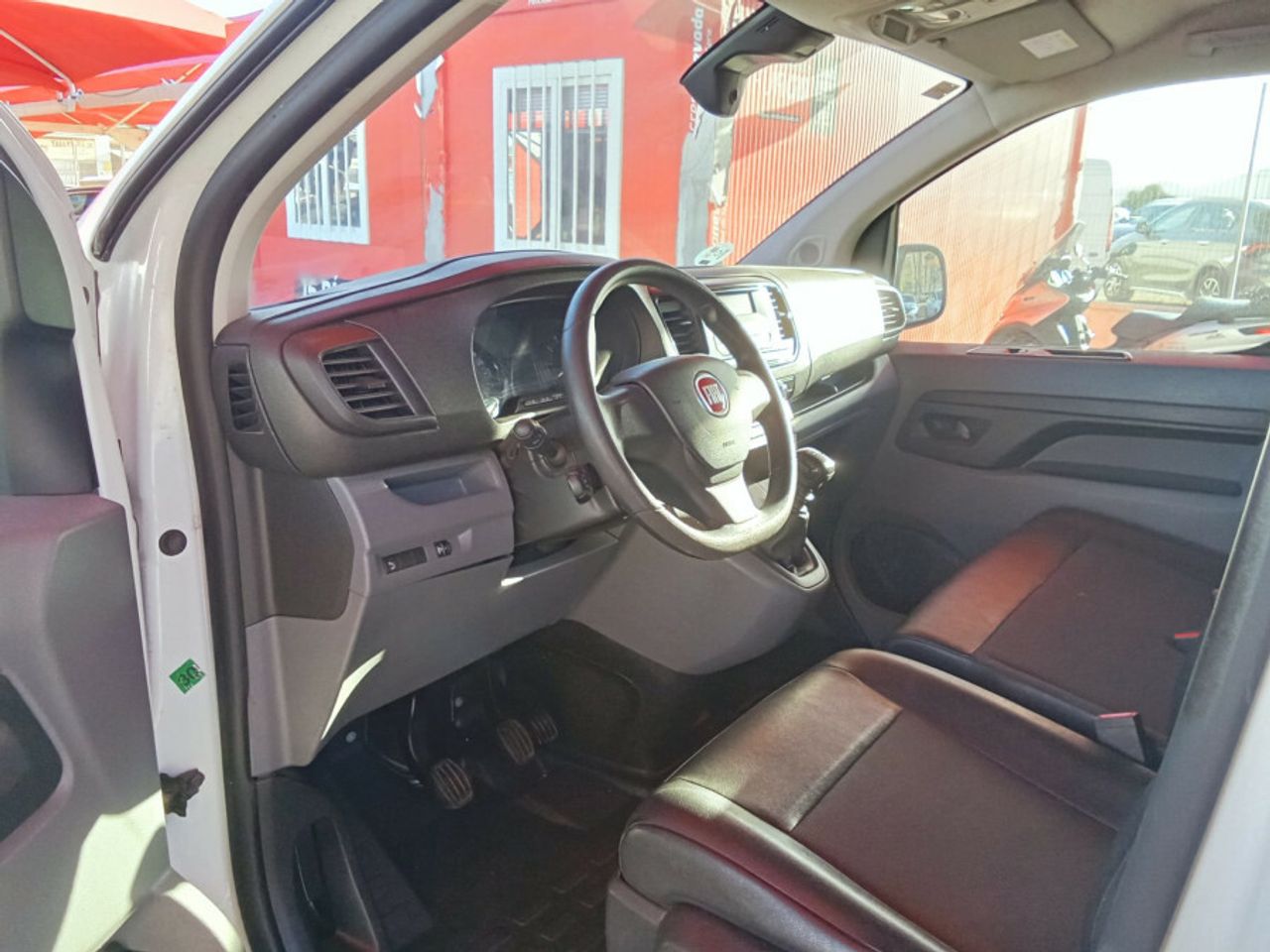 Fiat Scudo Furgon L1 100cv MT6 Business - foto 17