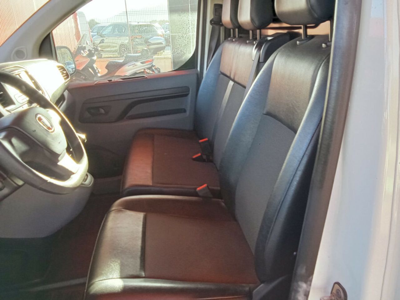 Fiat Scudo Furgon L1 100cv MT6 Business - foto 14