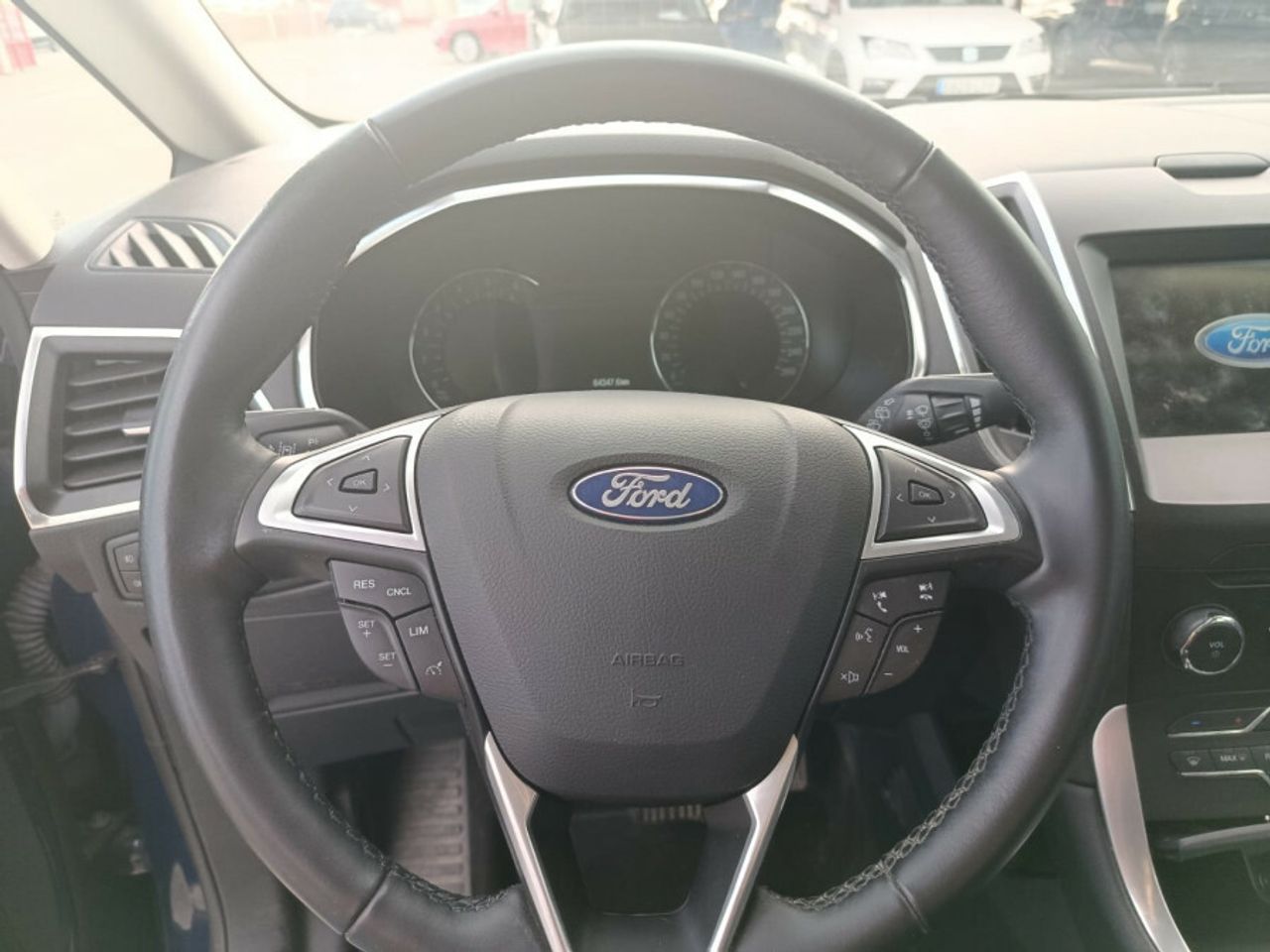 Ford S Max 2.0 TDCi Panther 110kW Titanium AUT - foto 34