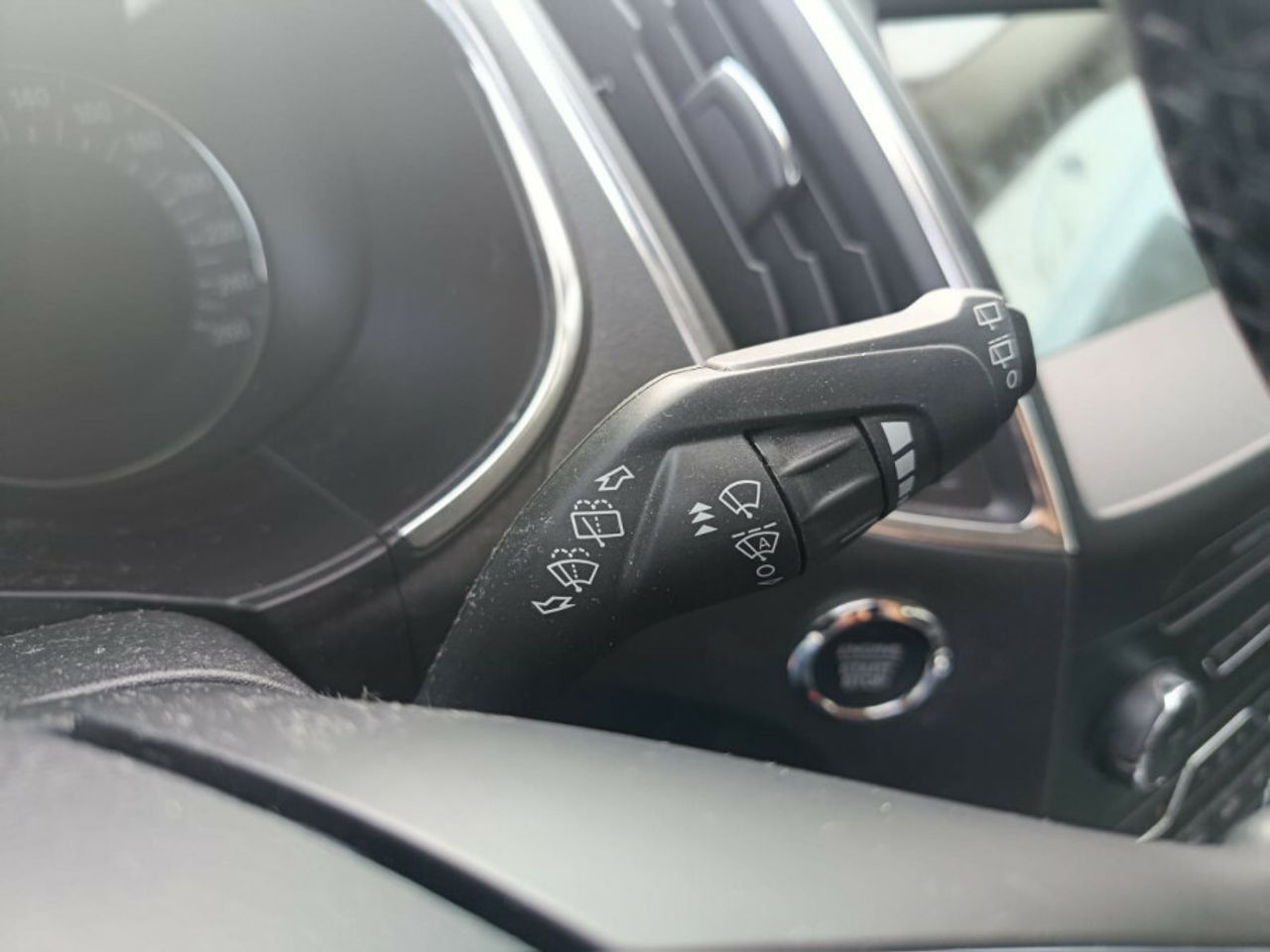 Ford S Max 2.0 TDCi Panther 110kW Titanium AUT - foto 31