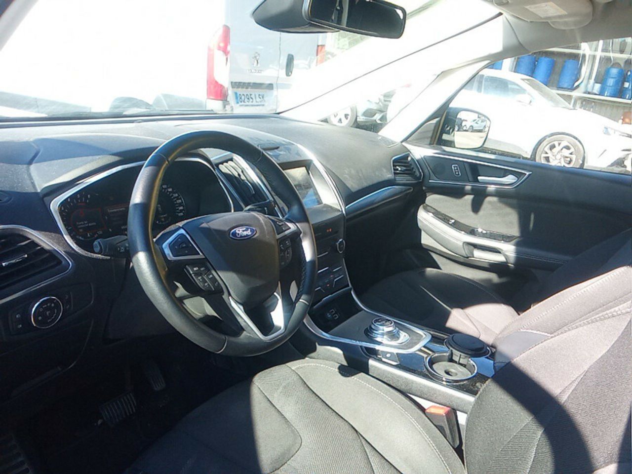 Ford S Max 2.0 TDCi Panther 110kW Titanium AUT - foto 14