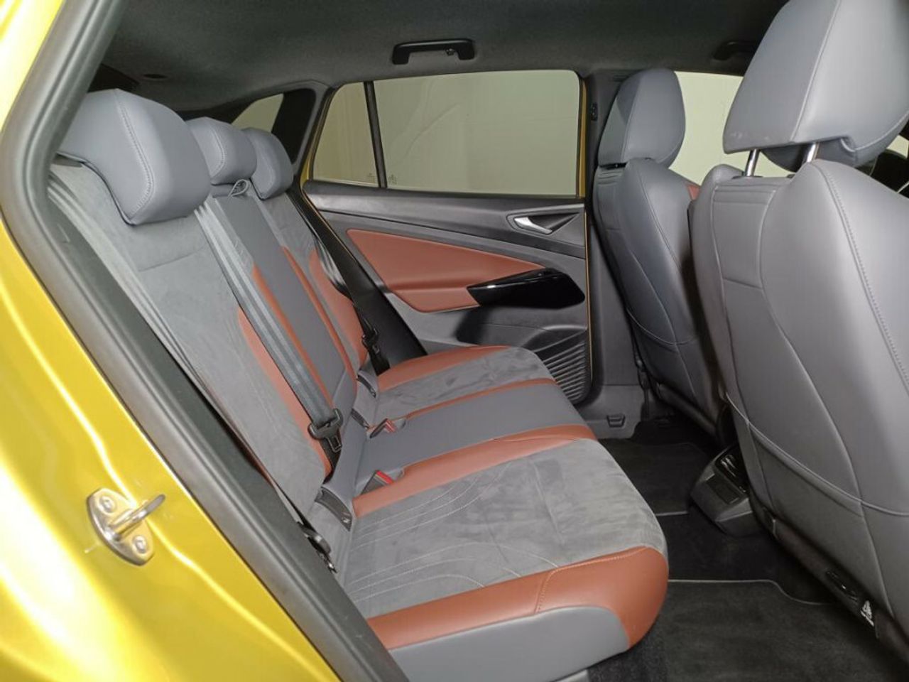 Volkswagen ID.4 1st 150kW 204CV Automatico 1 vel. - foto 5