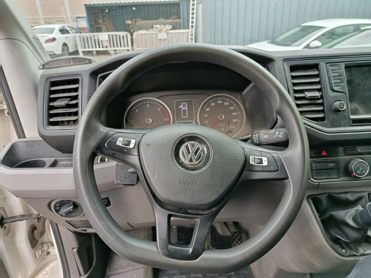 Volkswagen Crafter 35 Chasis CS BL 2.0 TDI 103kW FWD - foto 21