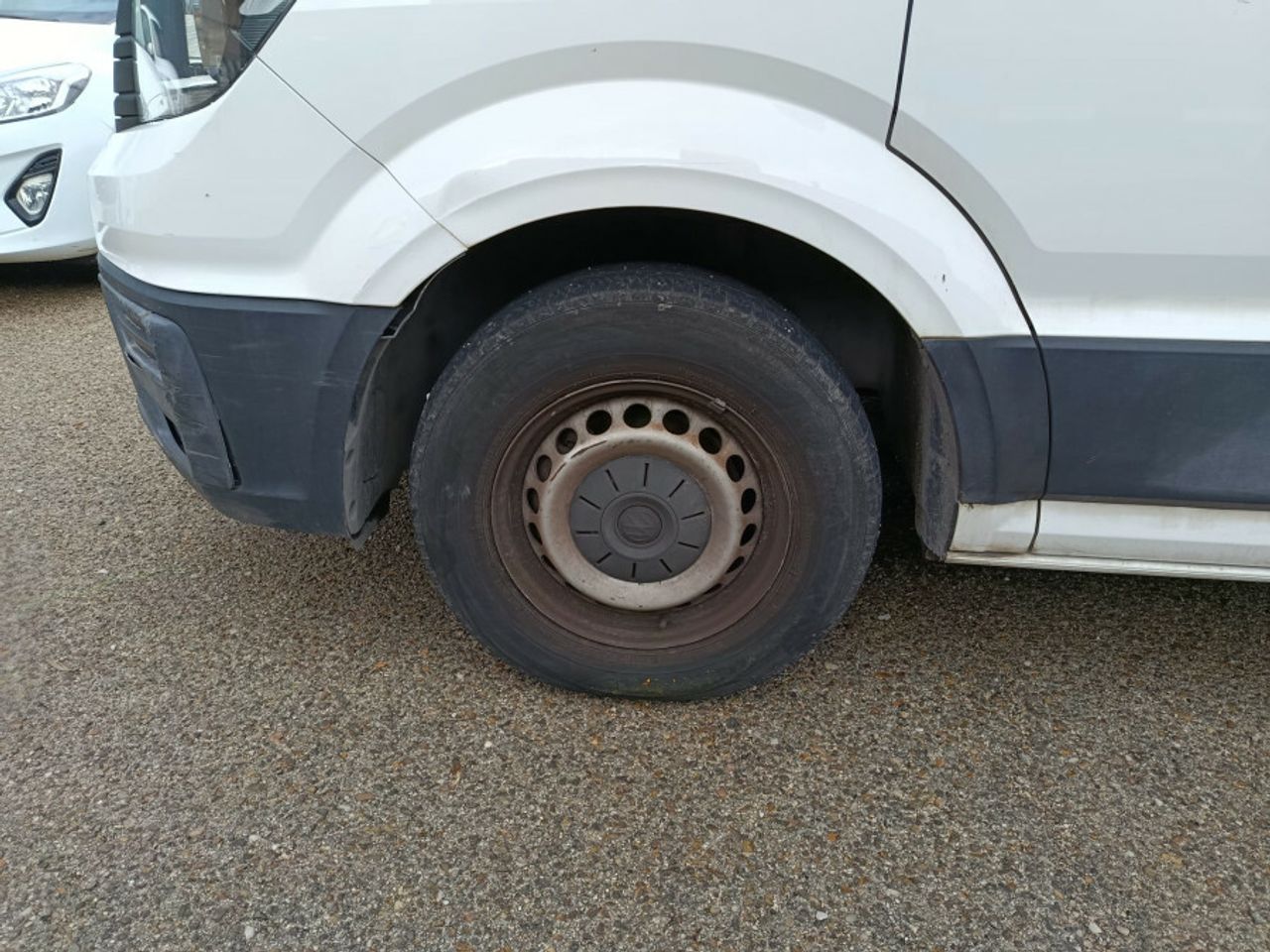 Volkswagen Crafter 35 Chasis CS BL 2.0 TDI 103kW FWD - foto 13