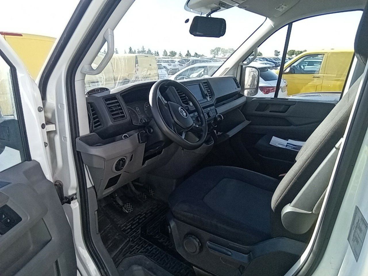 Volkswagen Crafter 35 Chasis CS BL 2.0 TDI 103kW FWD - foto 8