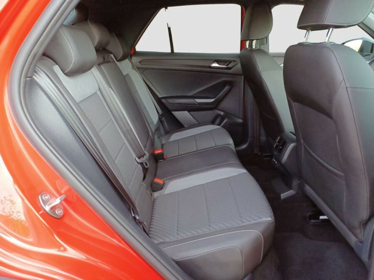 Volkswagen T-Roc Sport 1.5 TSI 110kW 150CV DSG - foto 20