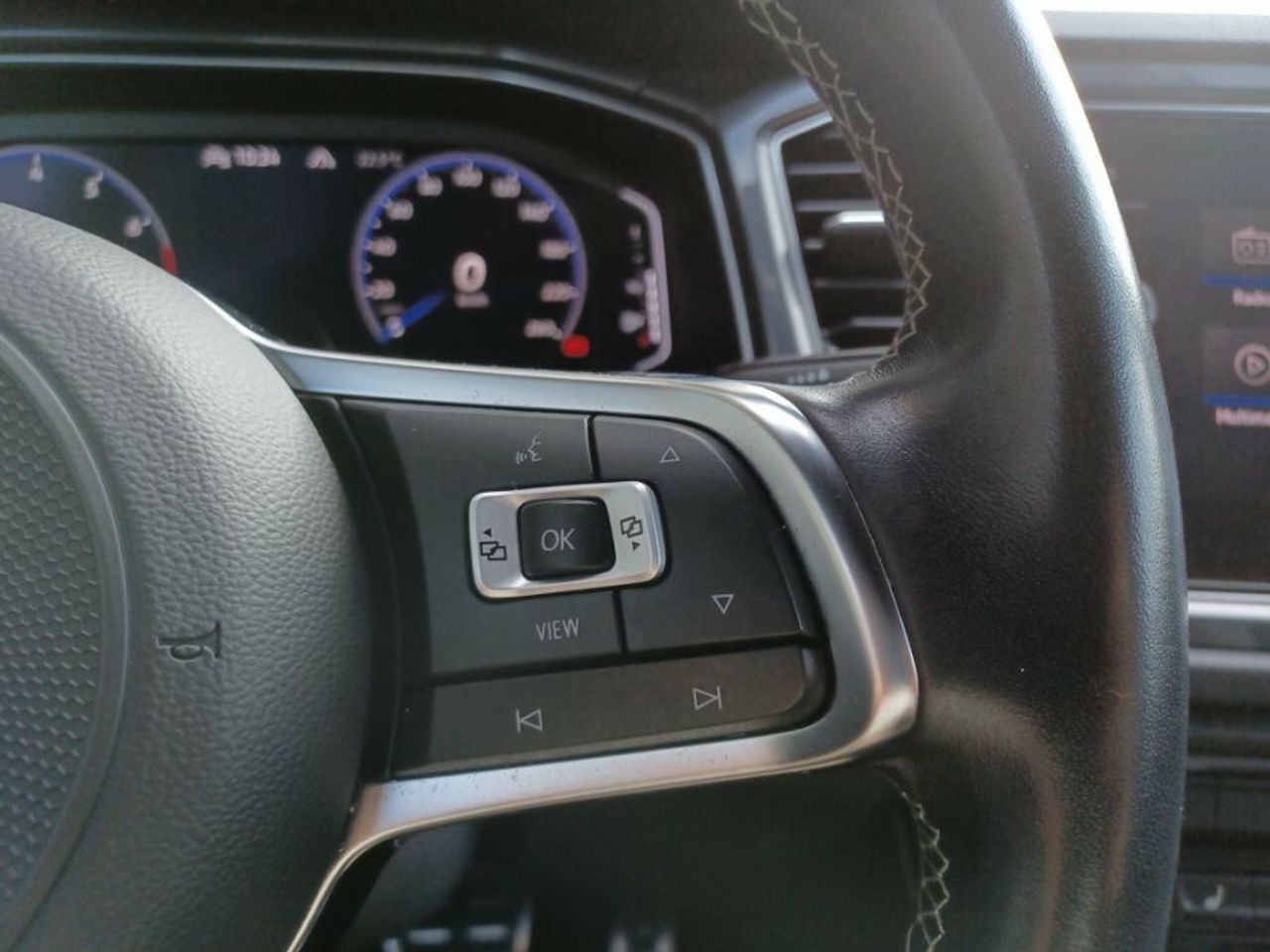 Volkswagen T-Roc Sport 1.5 TSI 110kW 150CV DSG - foto 27