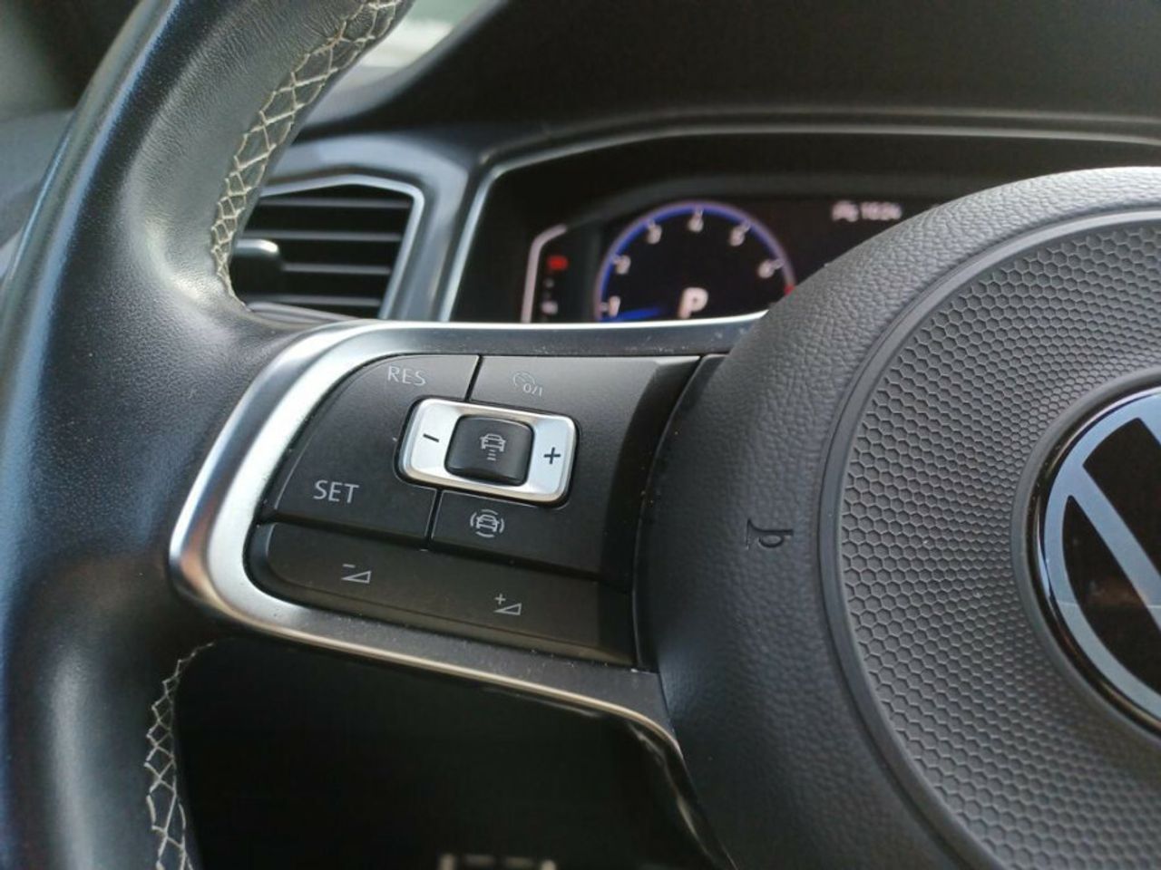 Volkswagen T-Roc Sport 1.5 TSI 110kW 150CV DSG - foto 26