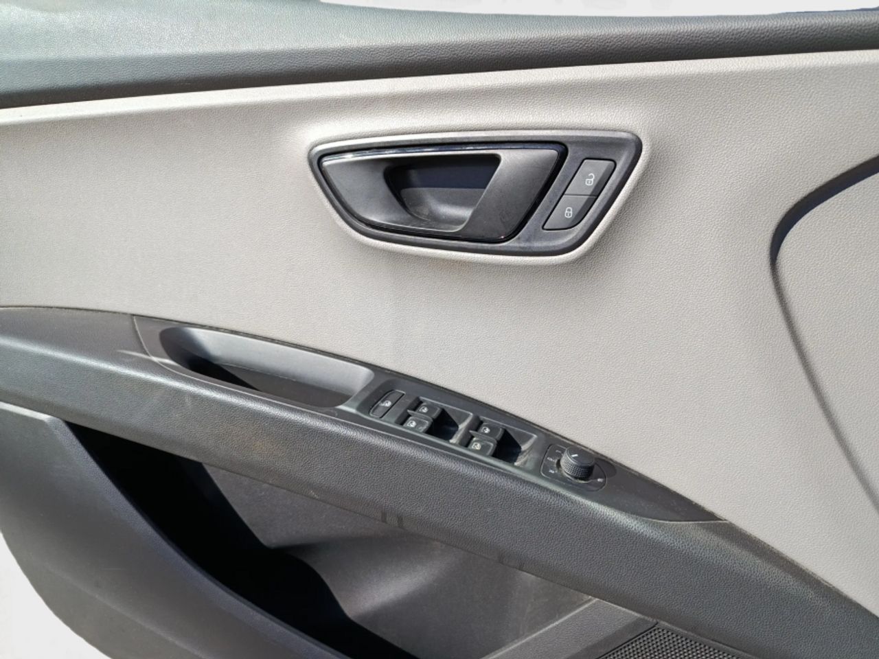 Seat Leon 1.0 EcoTSI 85kW StSp Reference - foto 23