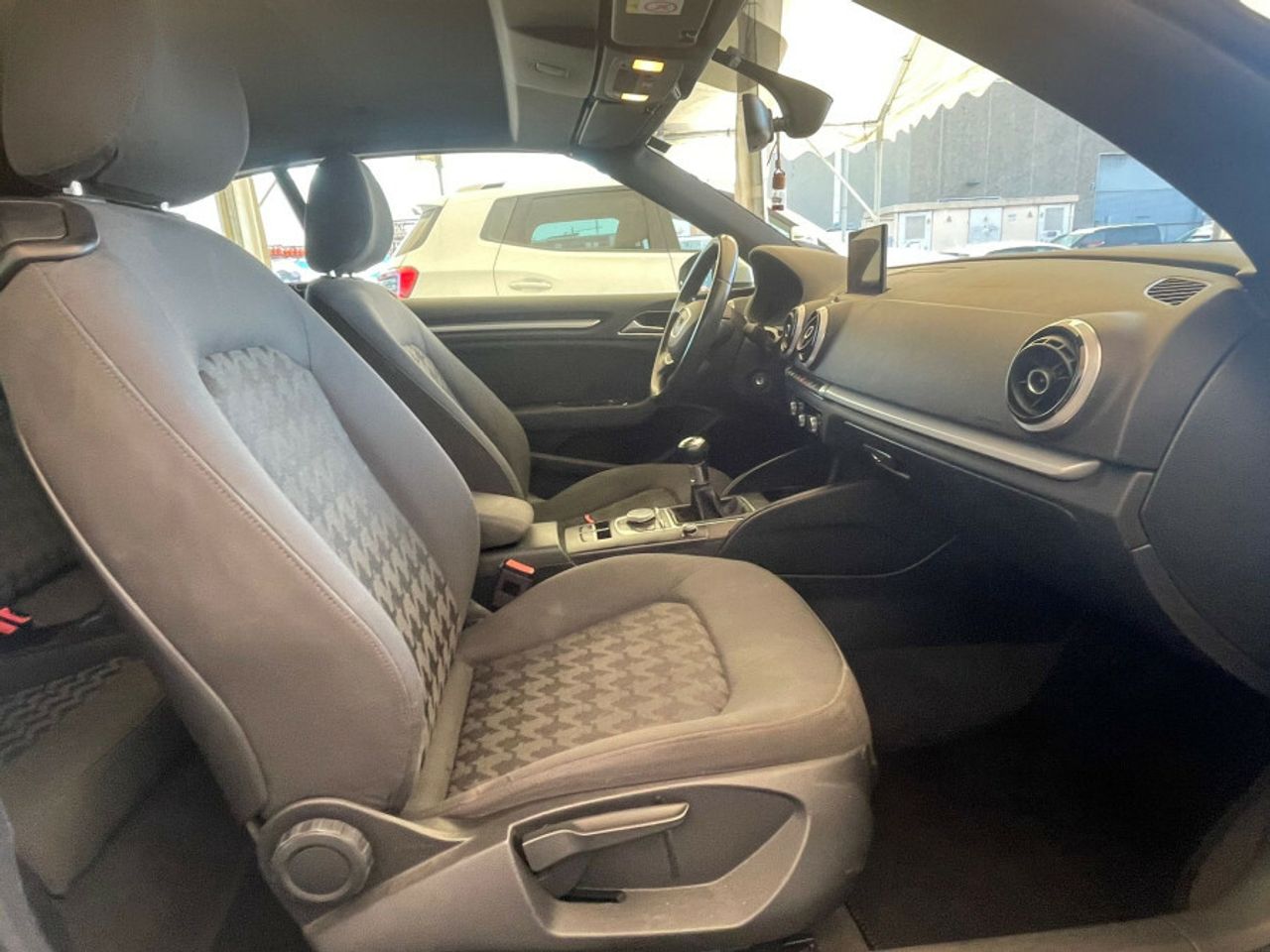 Audi A3 1.6 TDI Cabrio - foto 19