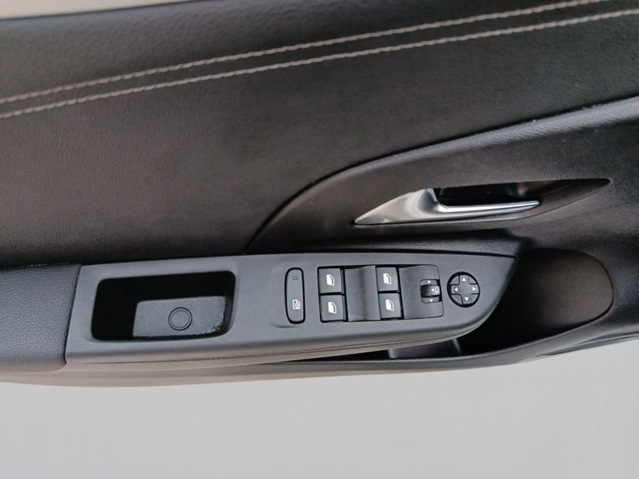 Opel Corsa 1.2T XHT 96kW 130CV GS Auto - foto 17