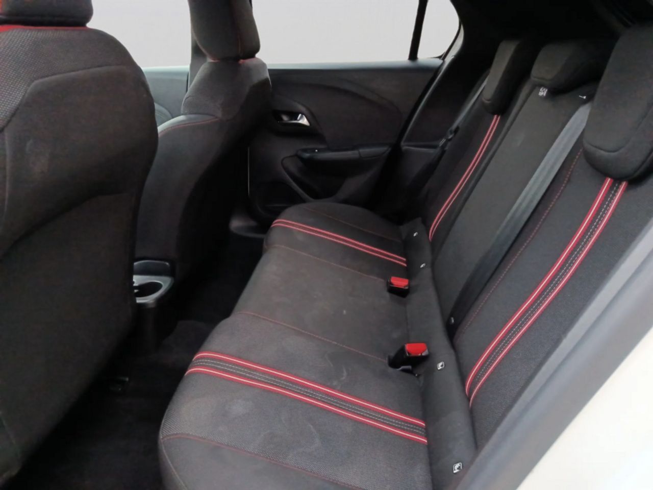 Opel Corsa 1.2T XHT 96kW 130CV GS Auto - foto 16